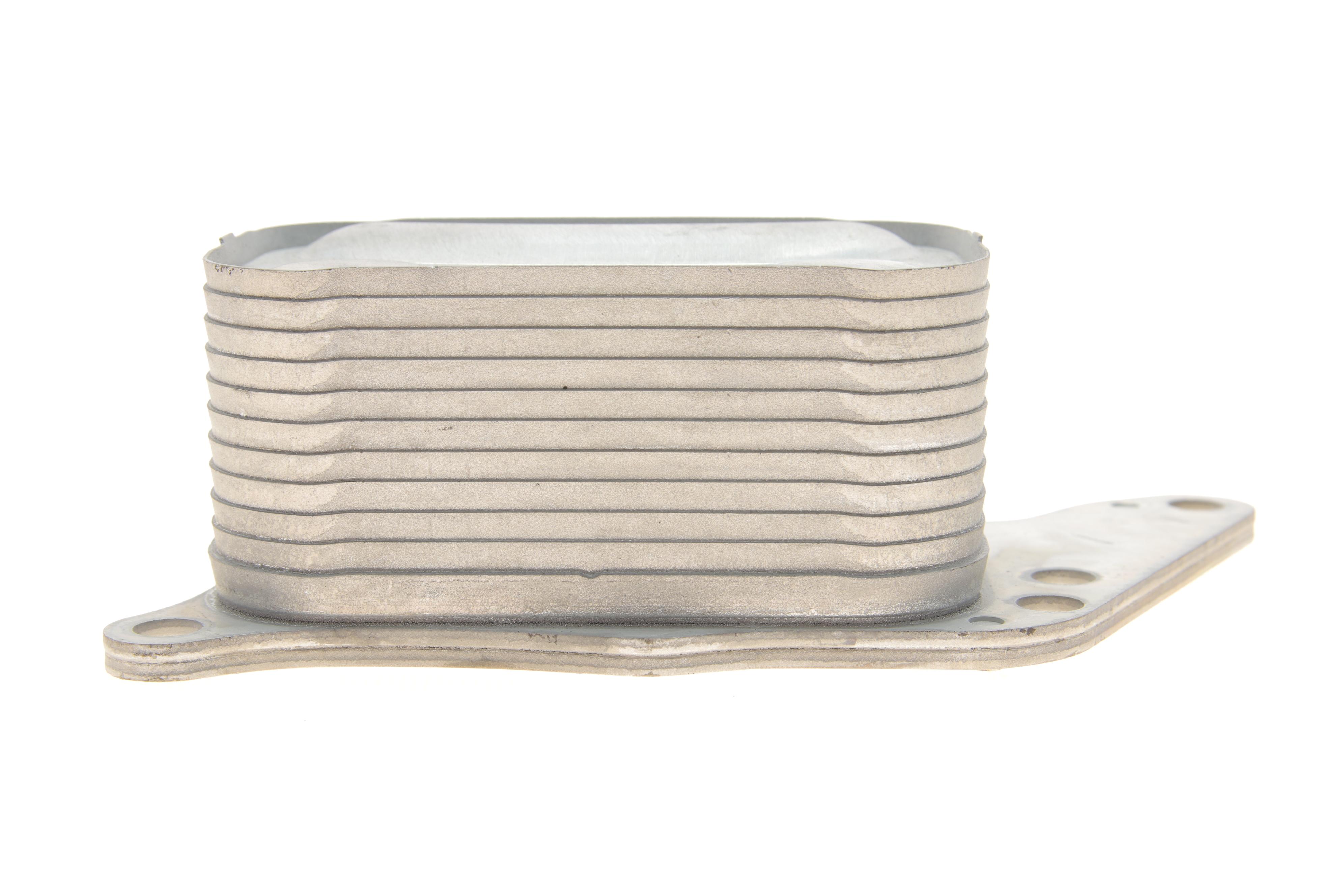 Радіатор масляний Citroen C4/C5/Peugeot 207/308/508/5008 1.6 08- (теплообмінник)