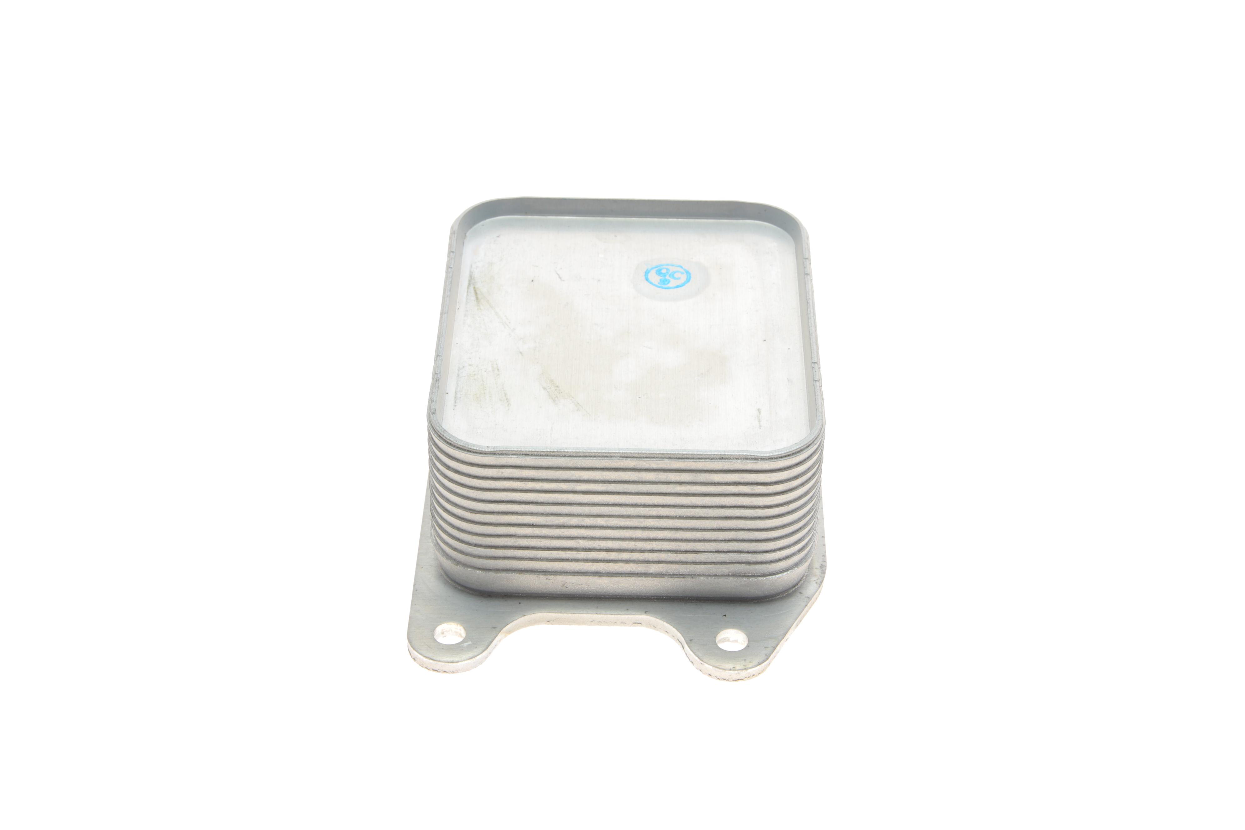 Радіатор масляний Skoda Fabia III/Octavia III/Superb III 1.0-1.4TSI/1.6 11-