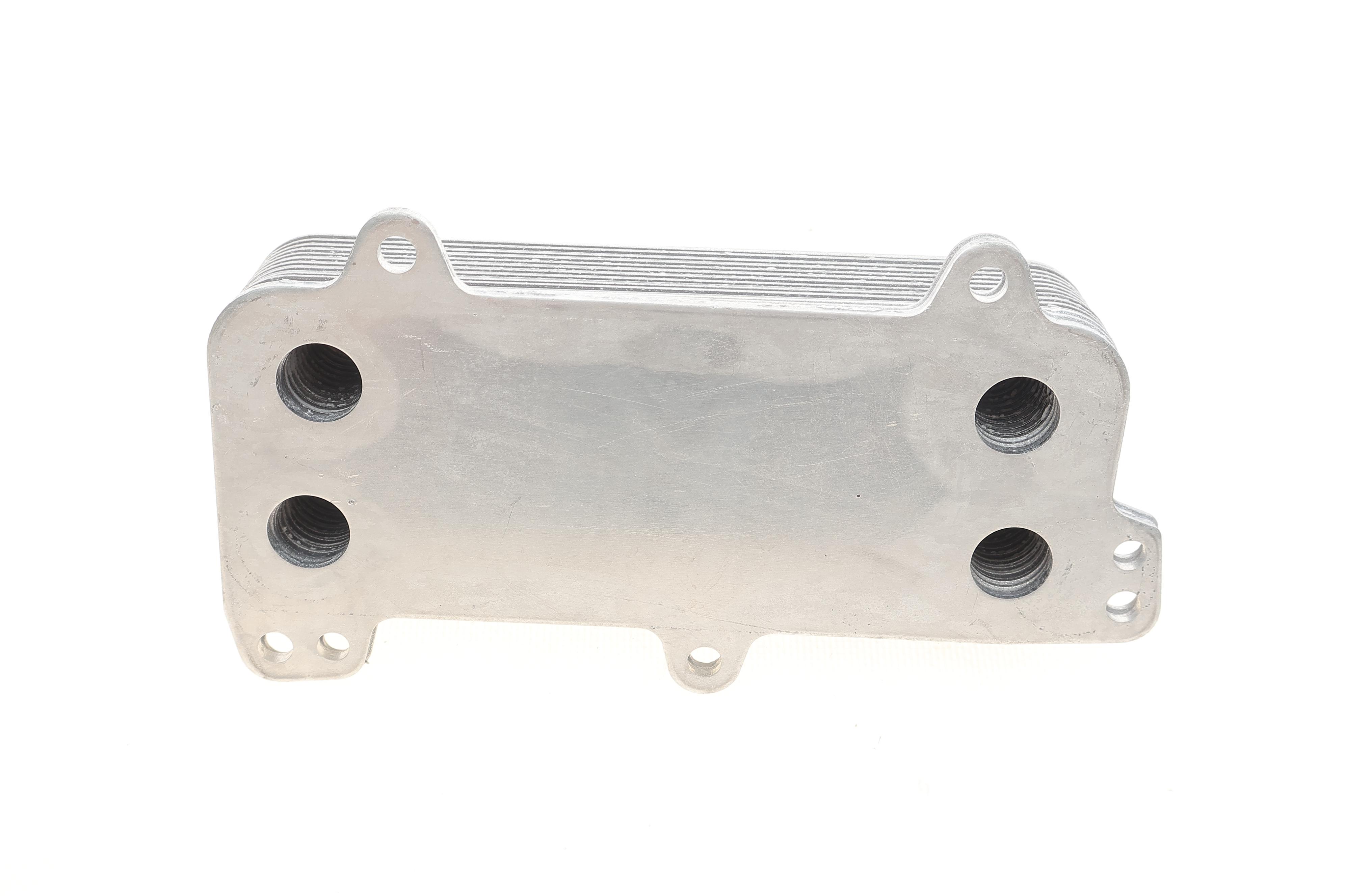 Радіатор масляний VW T5 2.5TDI 03- (теплообмінник)