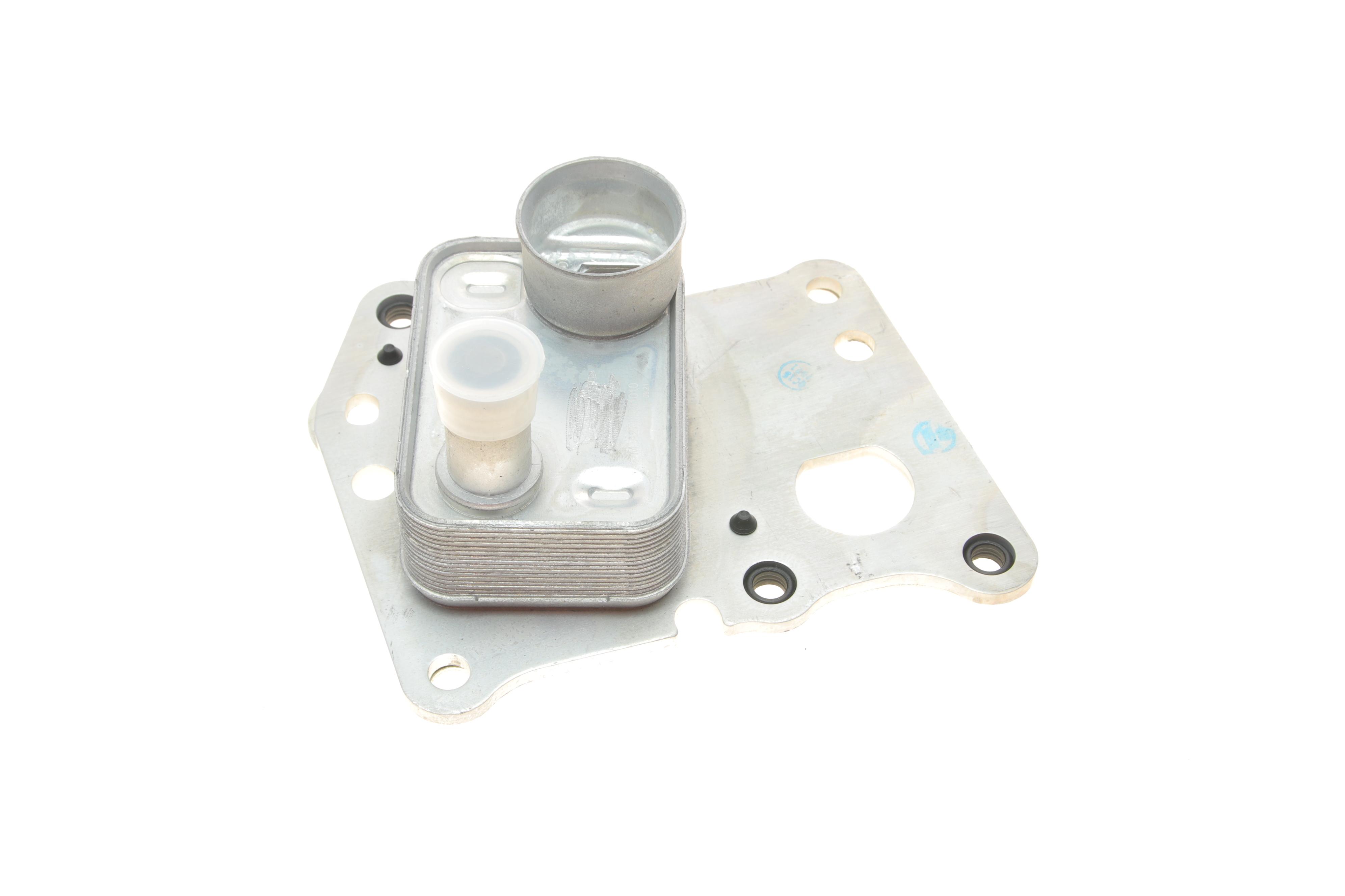 Радіатор масляний MB E-class (W212) 09- (теплообмінник)