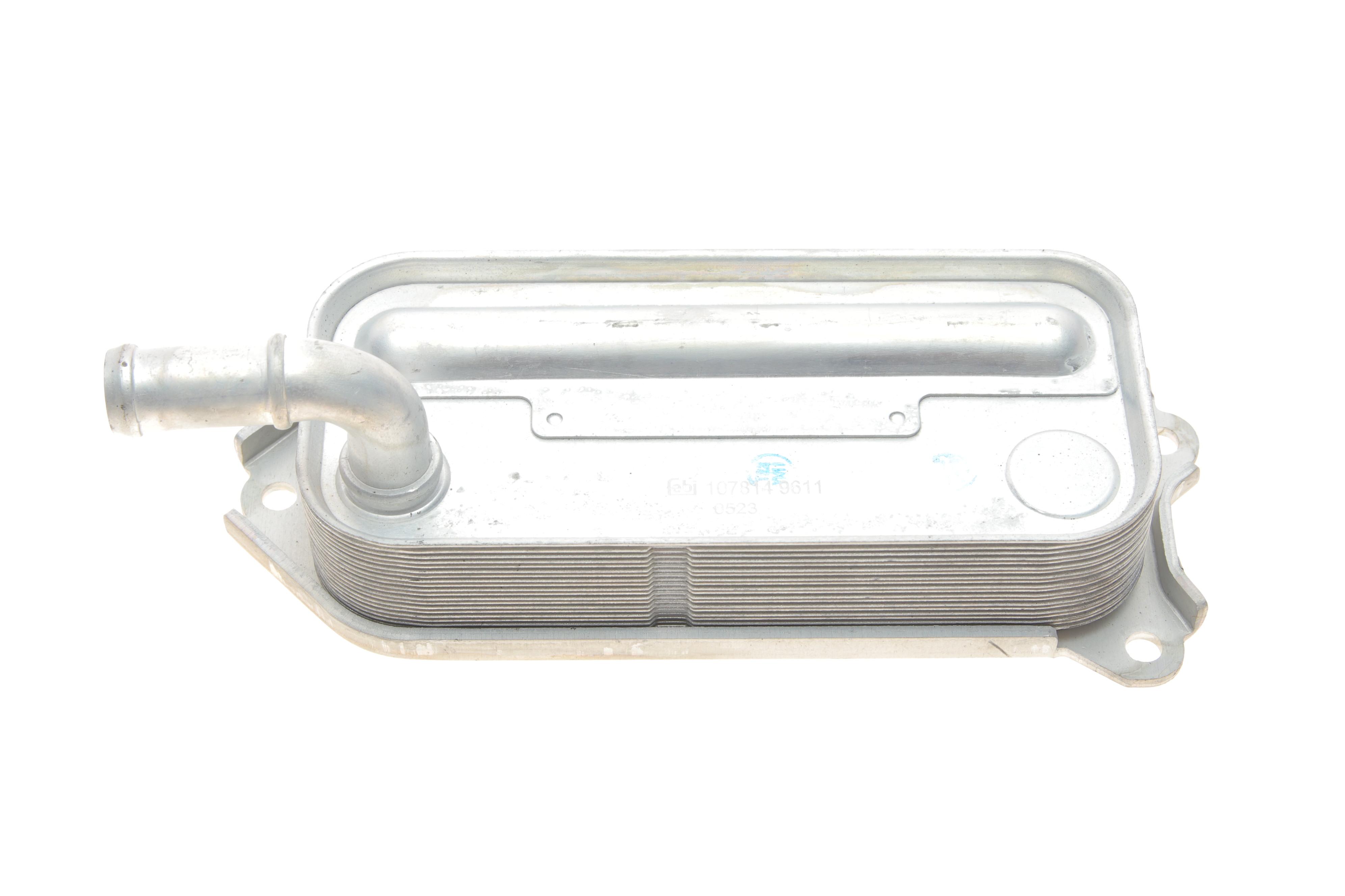 Радіатор масляний Toyota Auris/Avensis/Corolla/Rav4/Lexus IS 2.0/2.2D 05-18