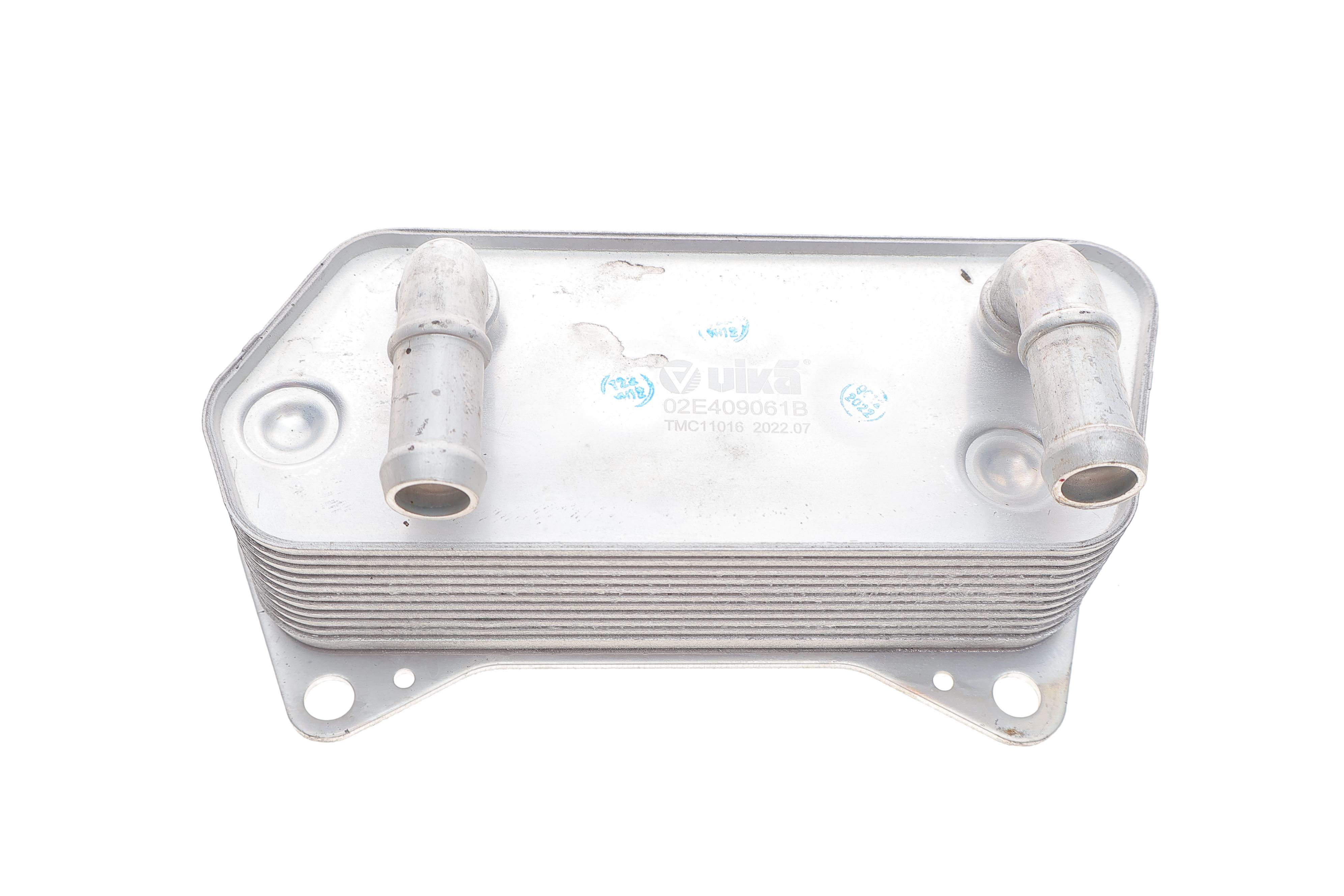 Радіатор масляний VW Caddy III/IV/Passat 05-14/Skoda Octavia 1.2-2.0/1.6-2.0 TDI 04-13