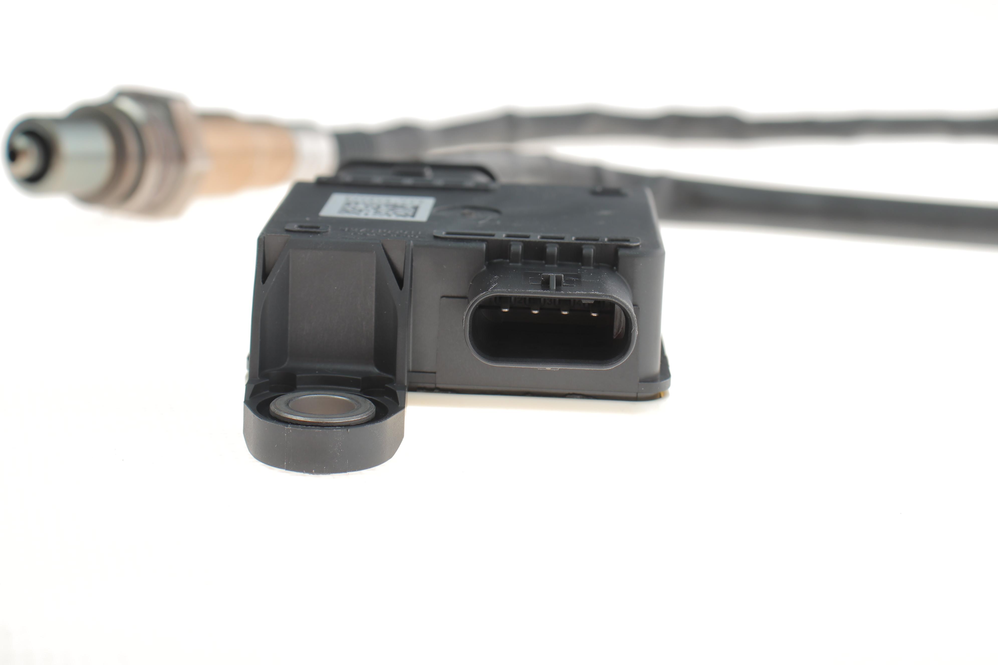 Датчик оксидів азоту (NOx) VW Crafter 2.0 TDI 16-