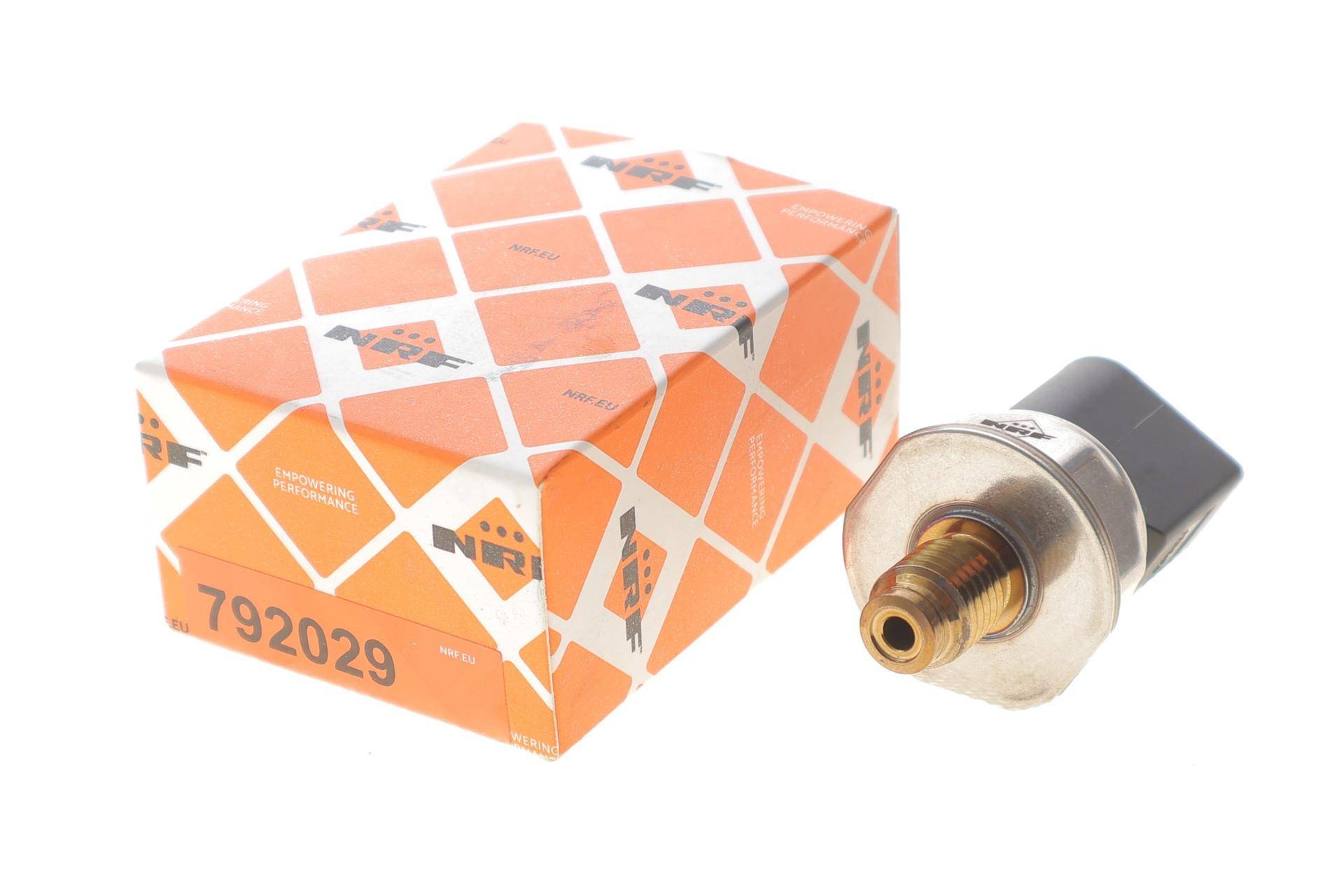 Датчик тиску палива MB C-class (W204)/E-class (W211) OM646 06-08