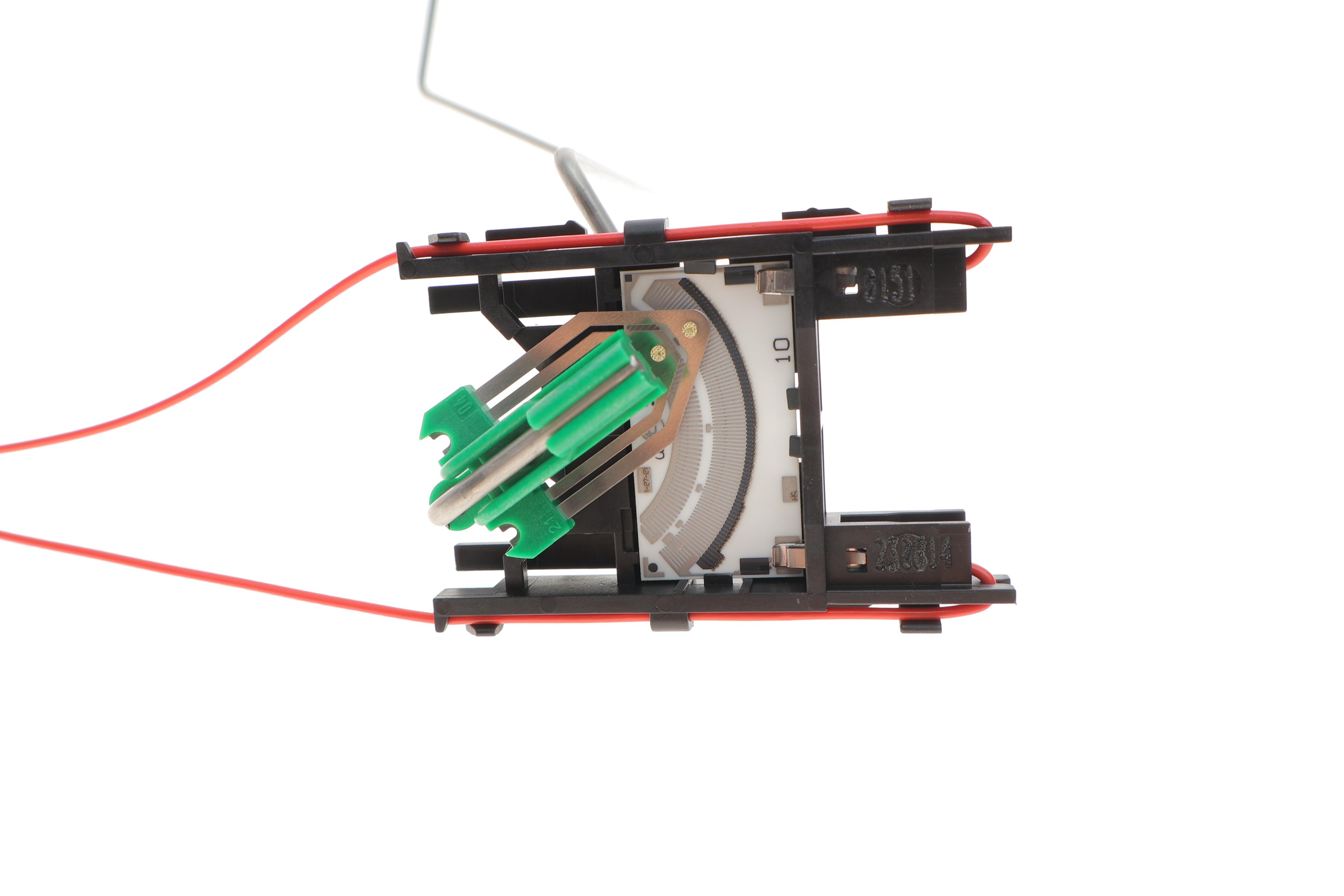 Датчик рівня палива BMW 5 (E60/E61/E63/E64) 2.0D/2.5D/3.0D 02-10