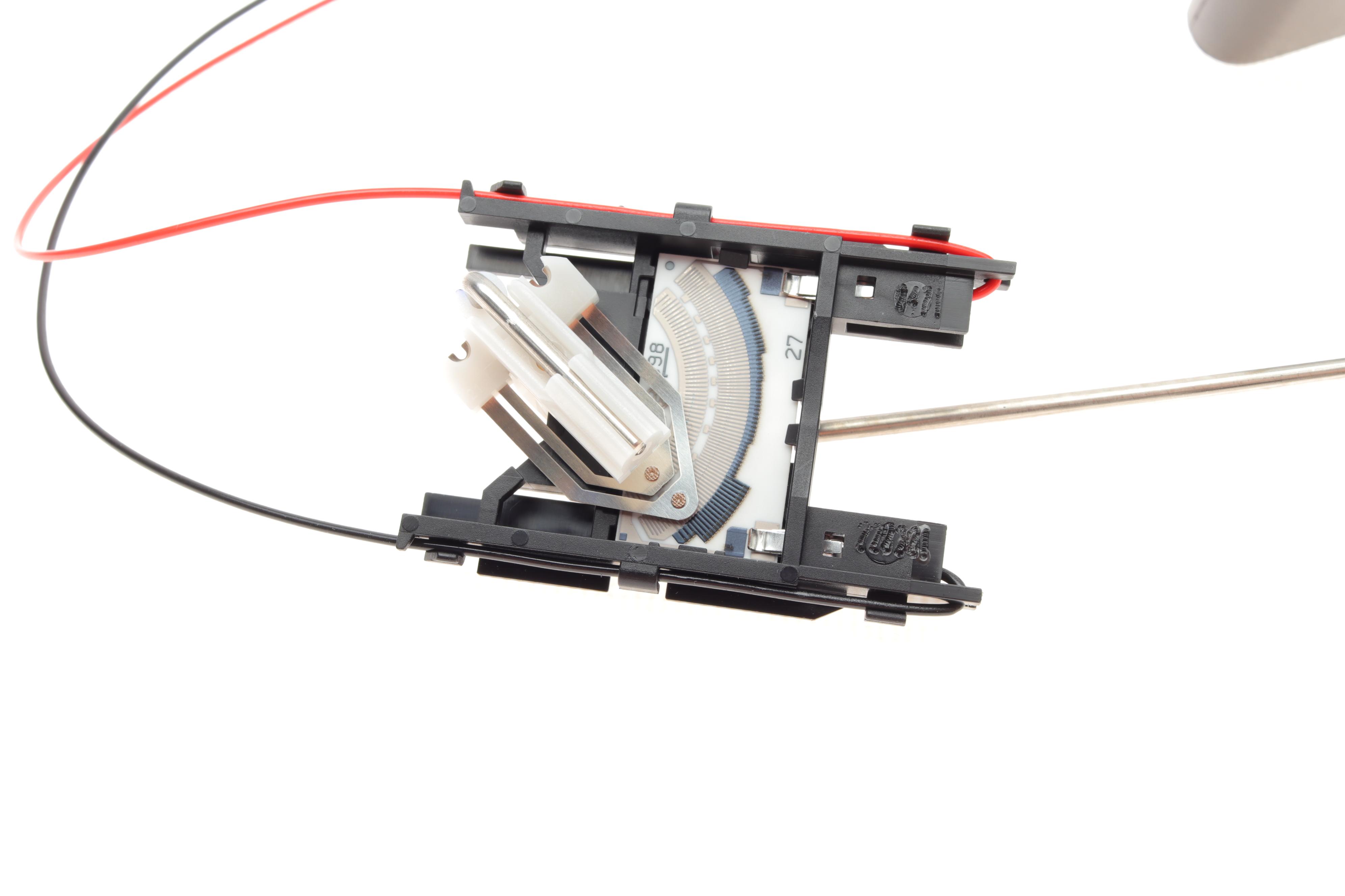 Датчик рівня палива Opel Zafira 1.6-2.2/1.9CDTI 05-15