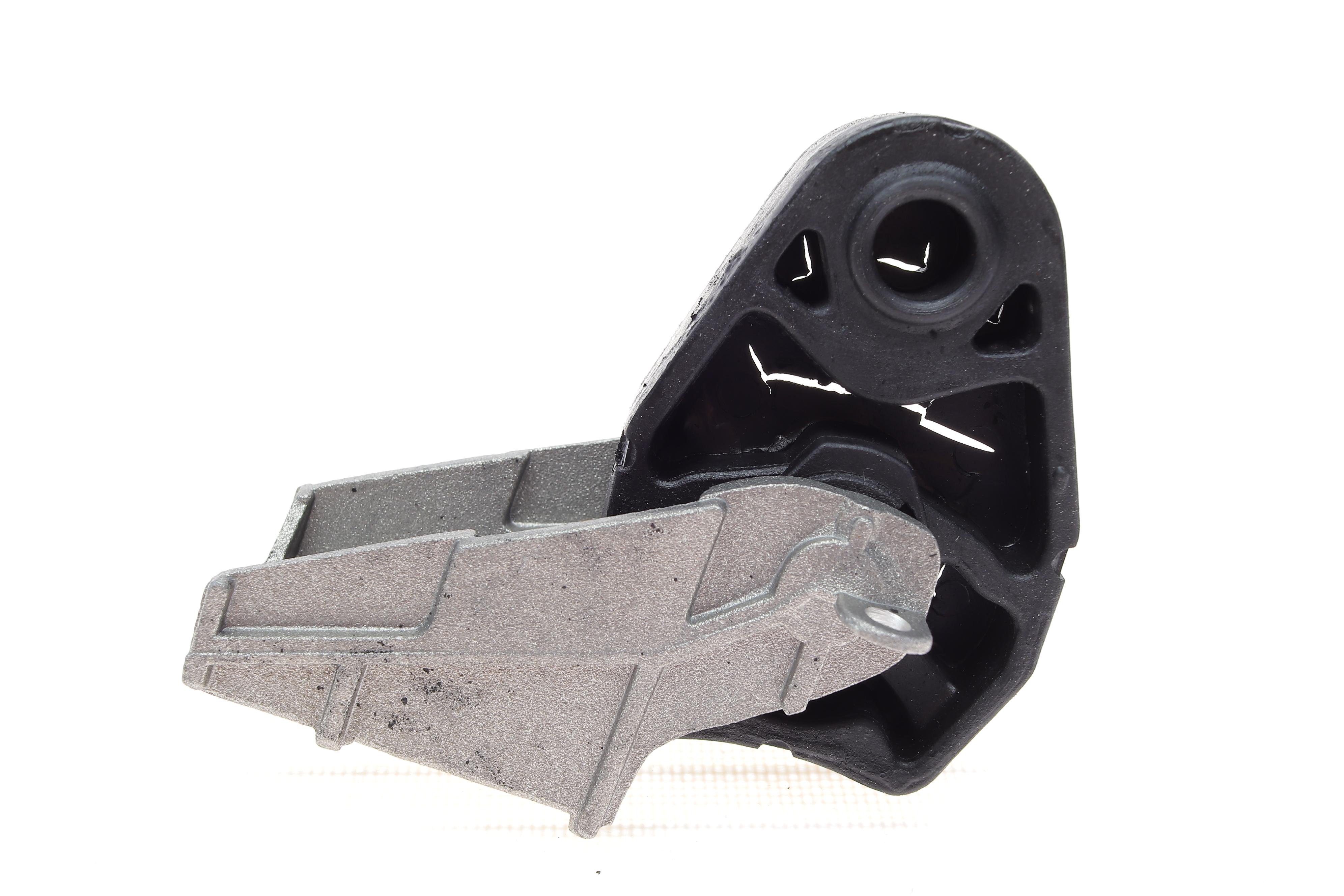 Кронштейн кріплення глушника Audi A4/A5/A6 1.8/2.0 TFSI/2.7/3.0 TDI/3.2 FSI 08-18