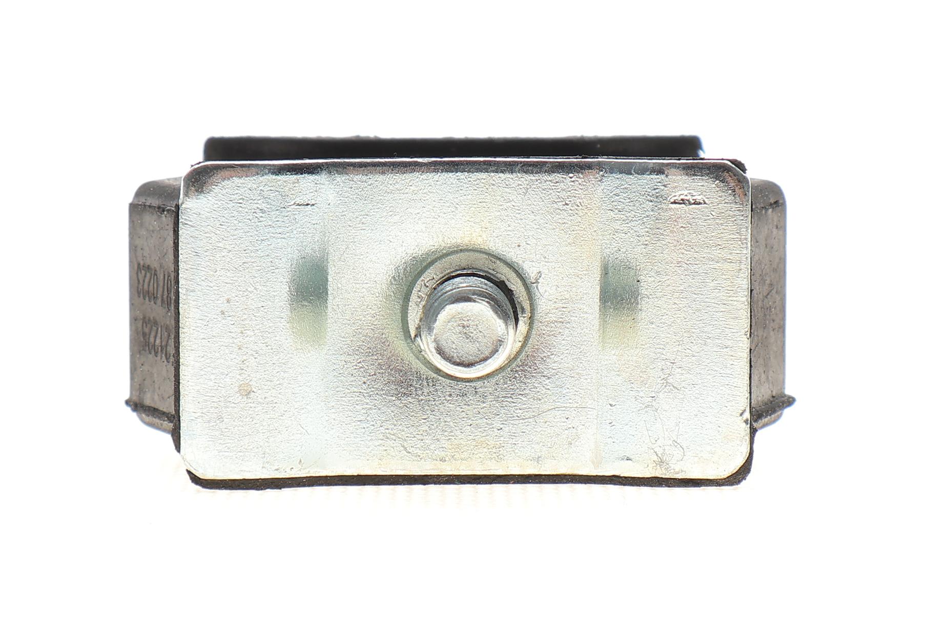 Кронштейн кріплення глушника BMW 3 (E46)/ 5 (E39)/ 7 (E38)