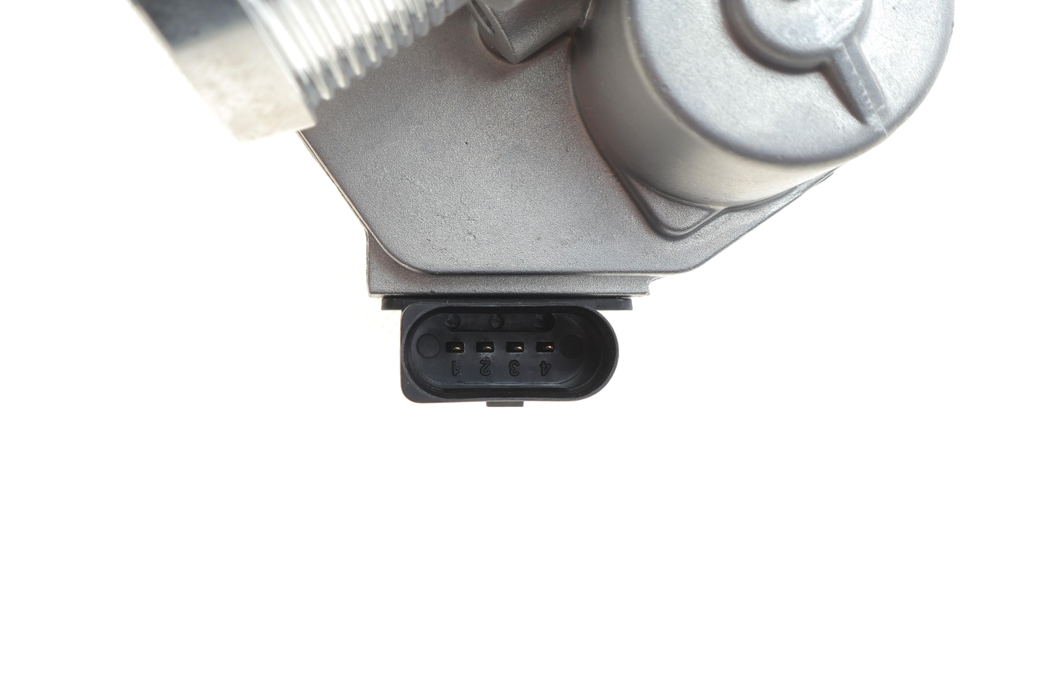 Заслонка дросельна Audi A4/A6/A8/Q7/VW Touareg 2.7D/3.0D 03-