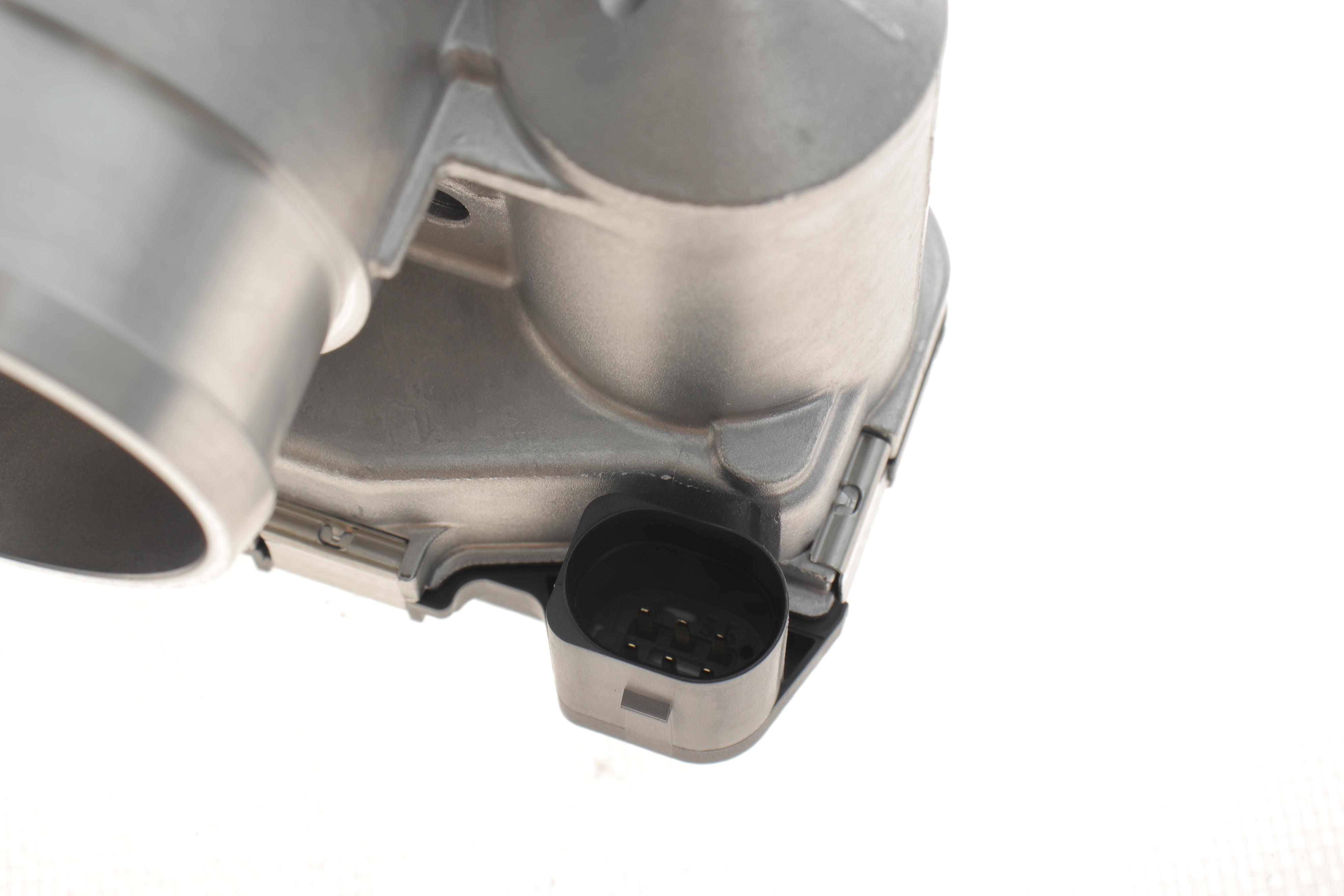 Заслонка дросельна Audi A3/TT/Skoda Octavia/VW Golf IV 1.8T 97-06