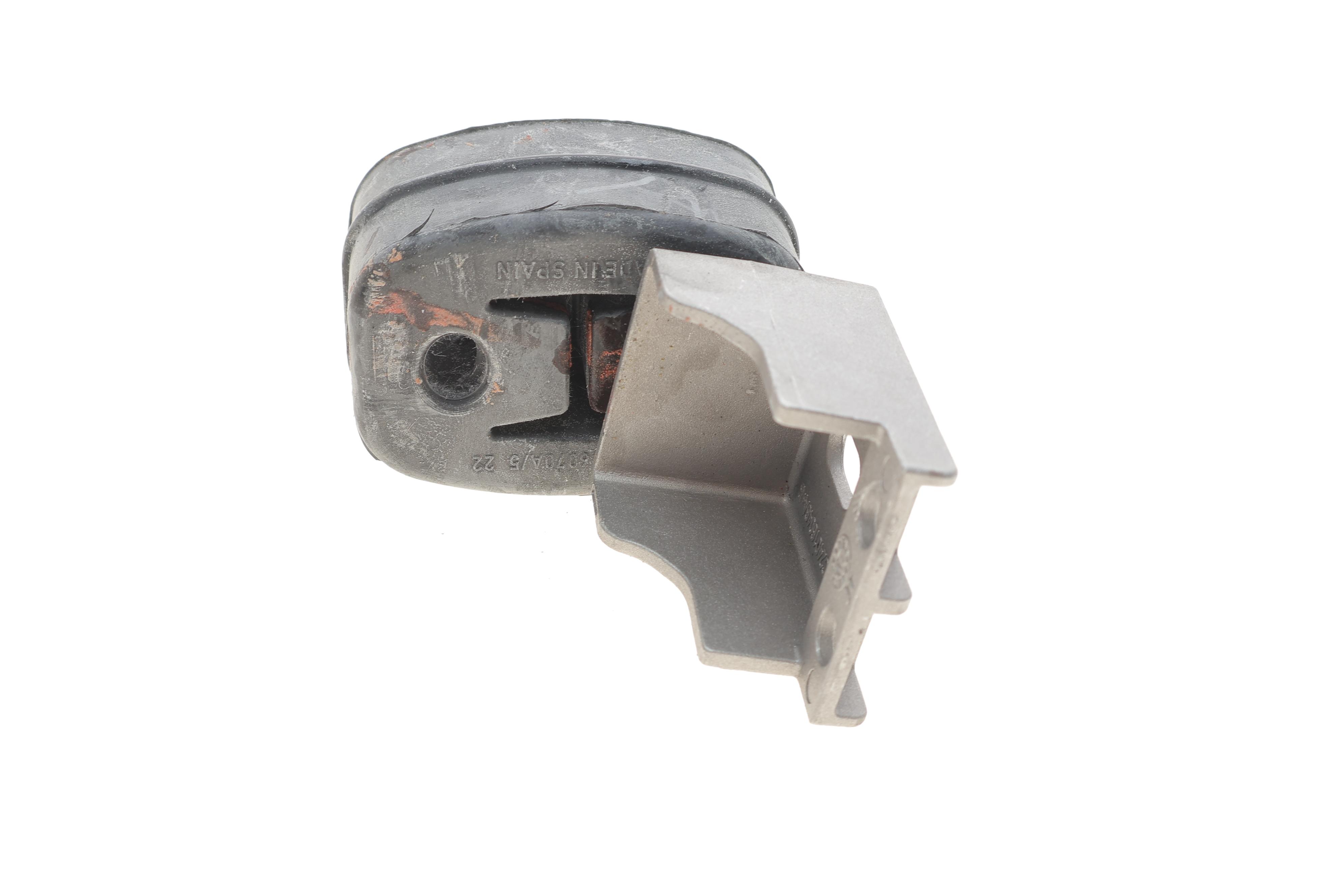 Кронштейн кріплення глушника VW Golf/Tiguan/Passat 1.4-2.0TSI 14-