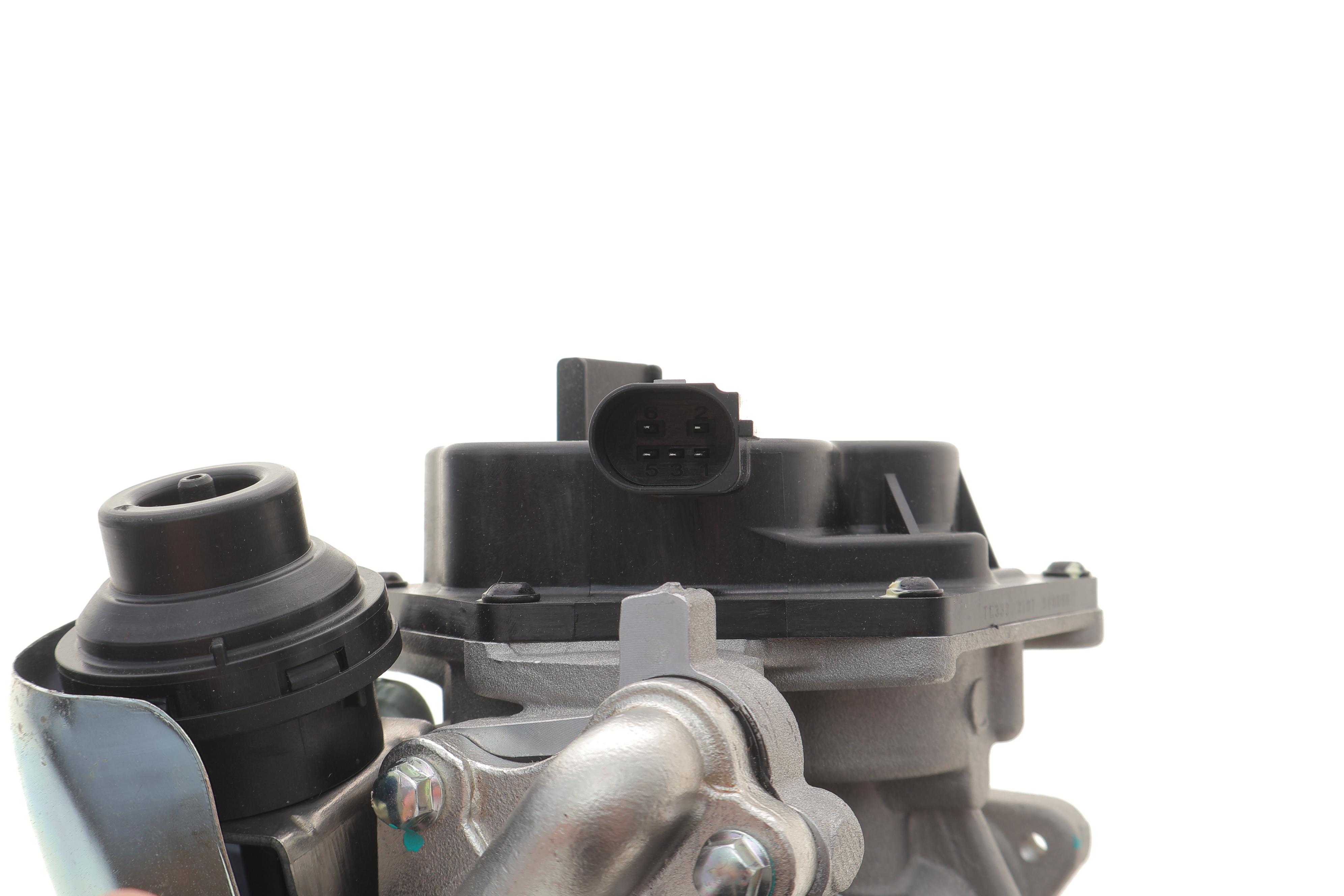 Радіатор рециркуляції ВГ з клапаном EGR VW Amarok/Audi Q5 2.0 TDI 08-