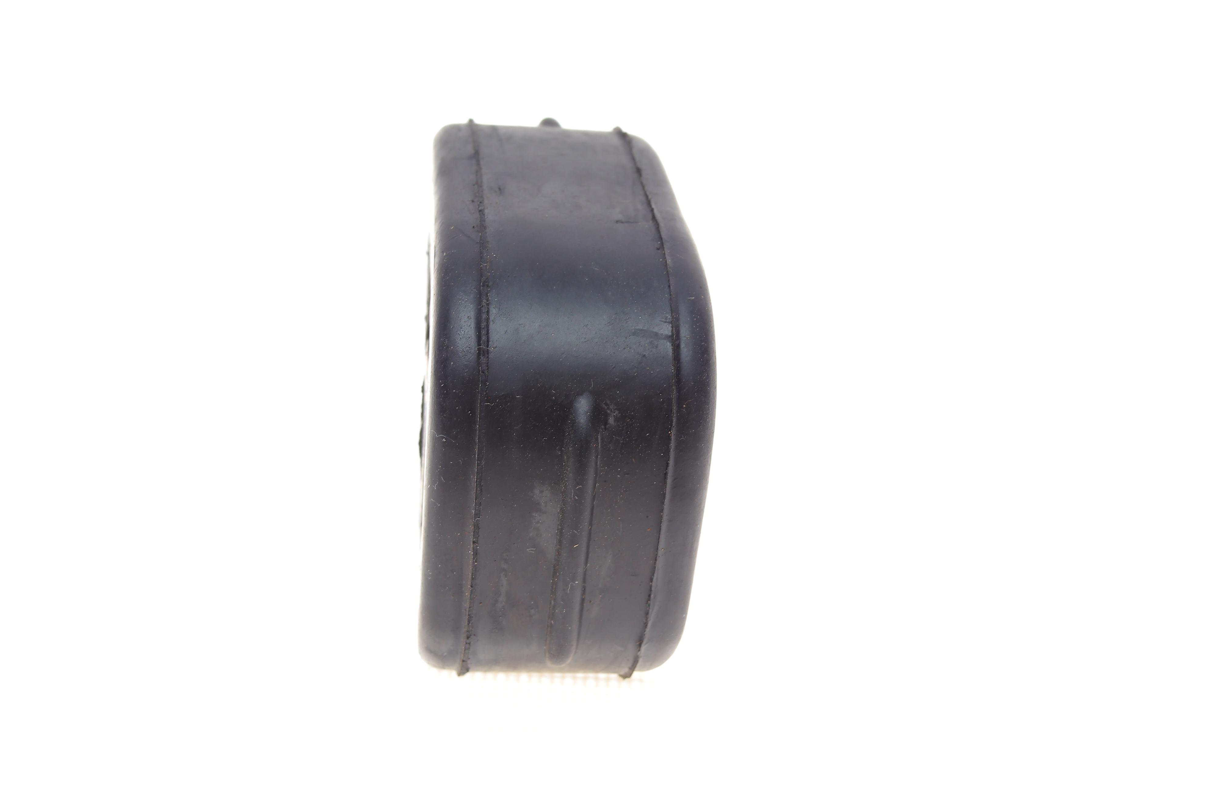 Гумка глушника MB C-class (W203) 03-07