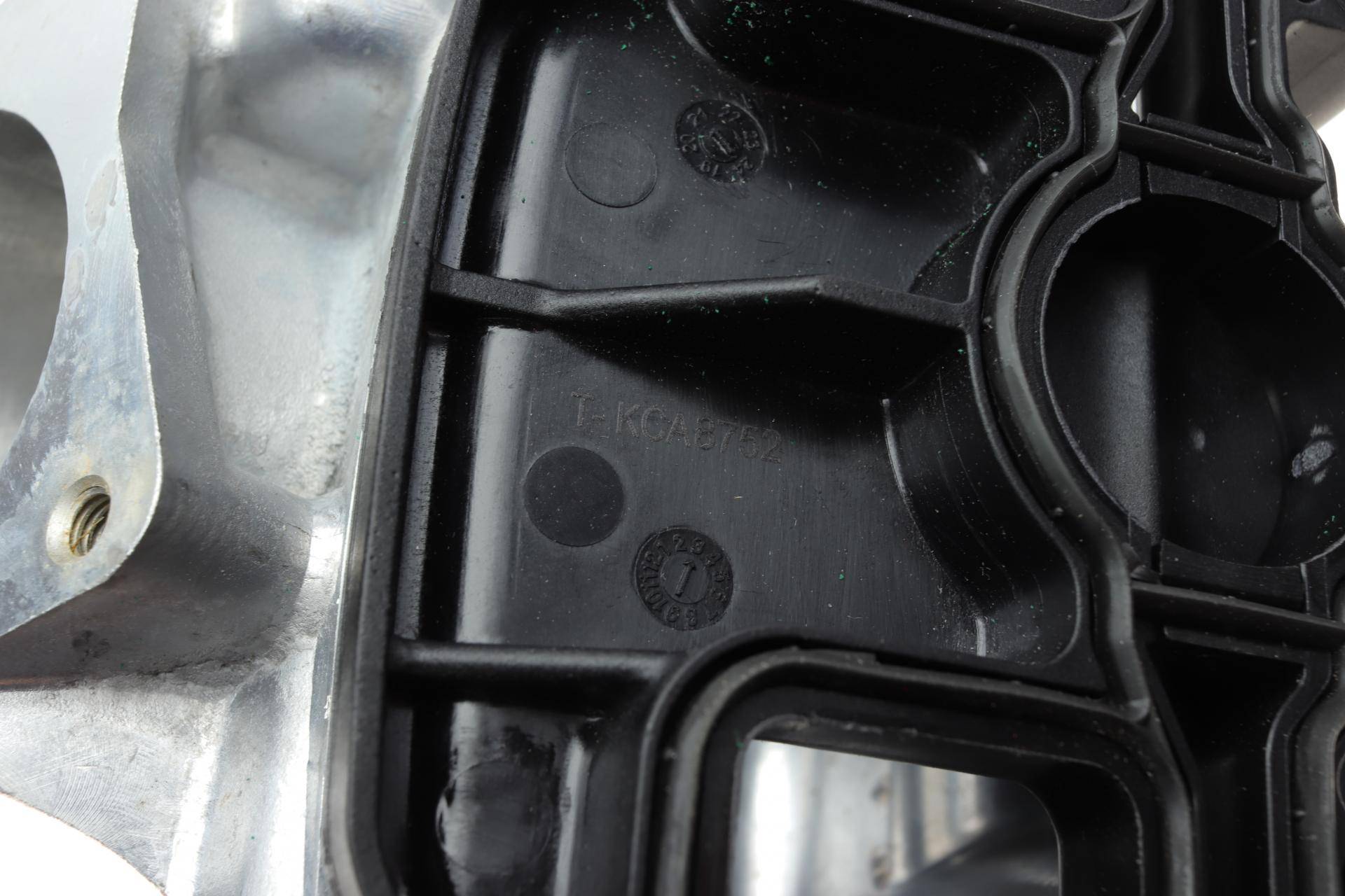 Колектор впускний VW Passat/Golf 2.0TDI 05-10 (з прокладкою)