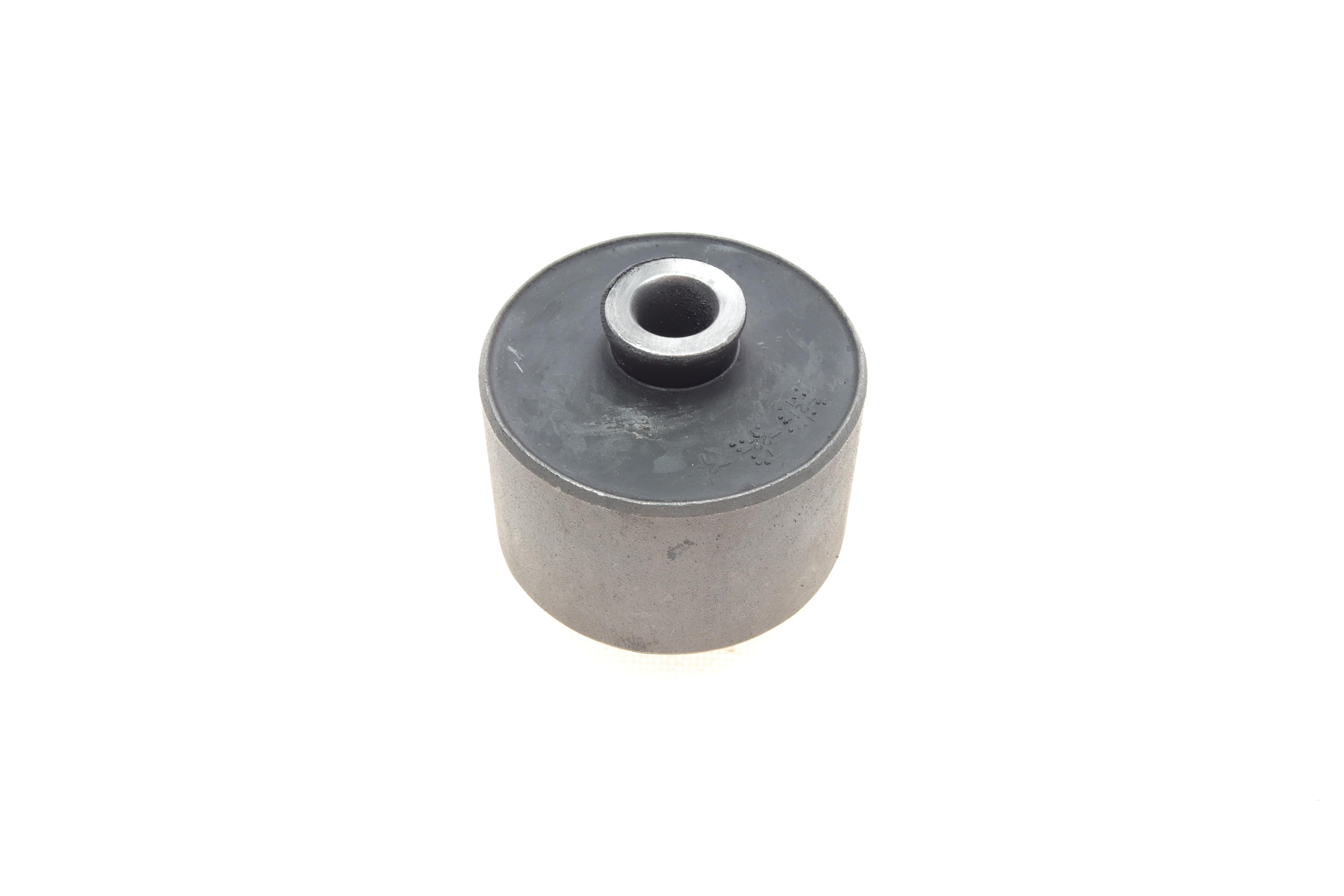 Сайлентблок балки (задньої) Renault Trafic 01-