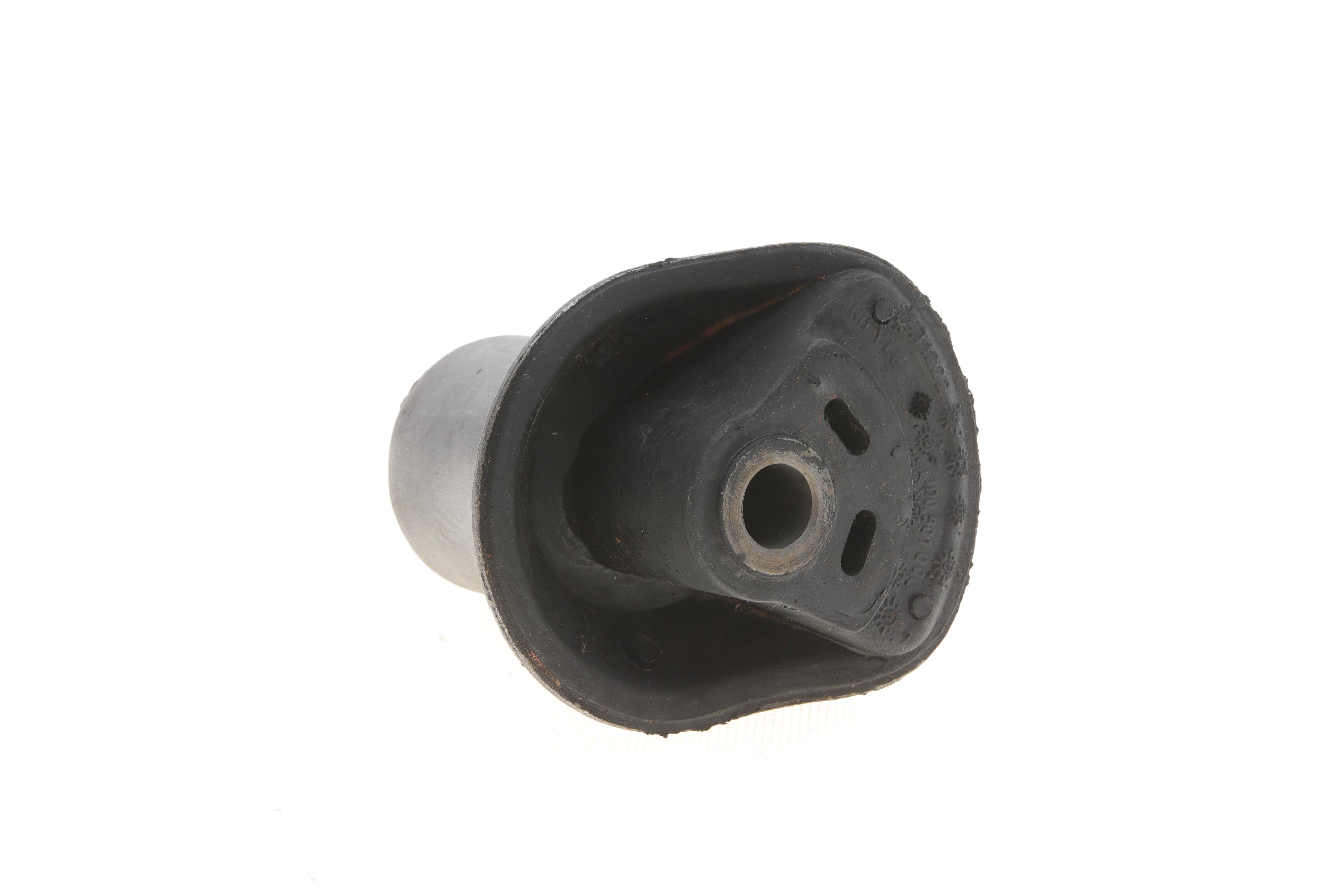 Сайлентблок балки (задньої) VW Golf II 83-91