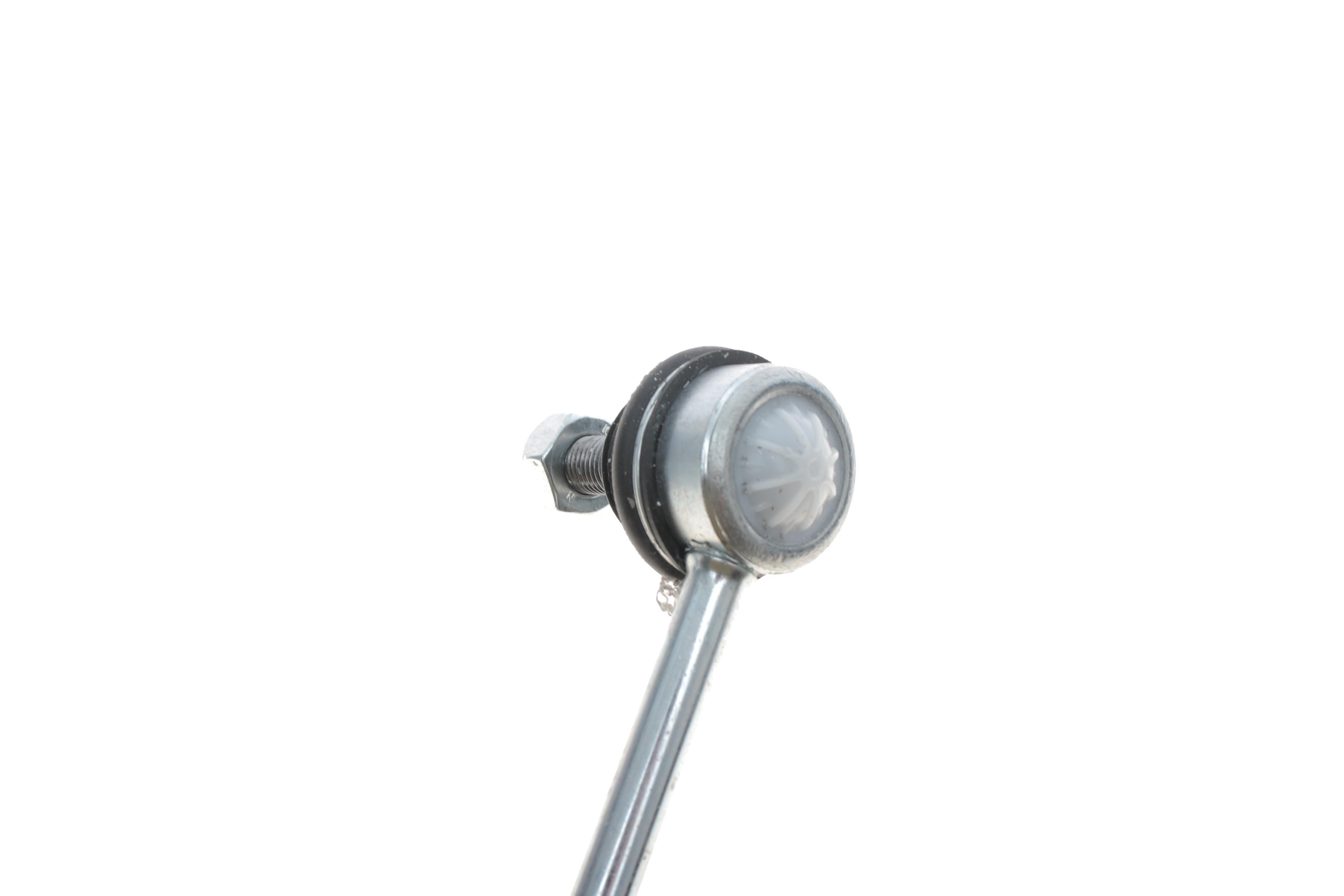 Тяга стабілізатора (переднього) (R) BMW 5 (E60) 03-