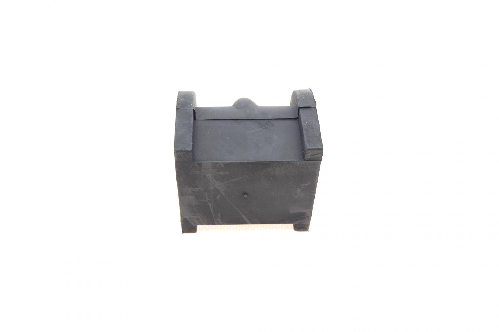 Втулка стабілізатора (переднього) SsangYong Rexton 02- (d=31mm)