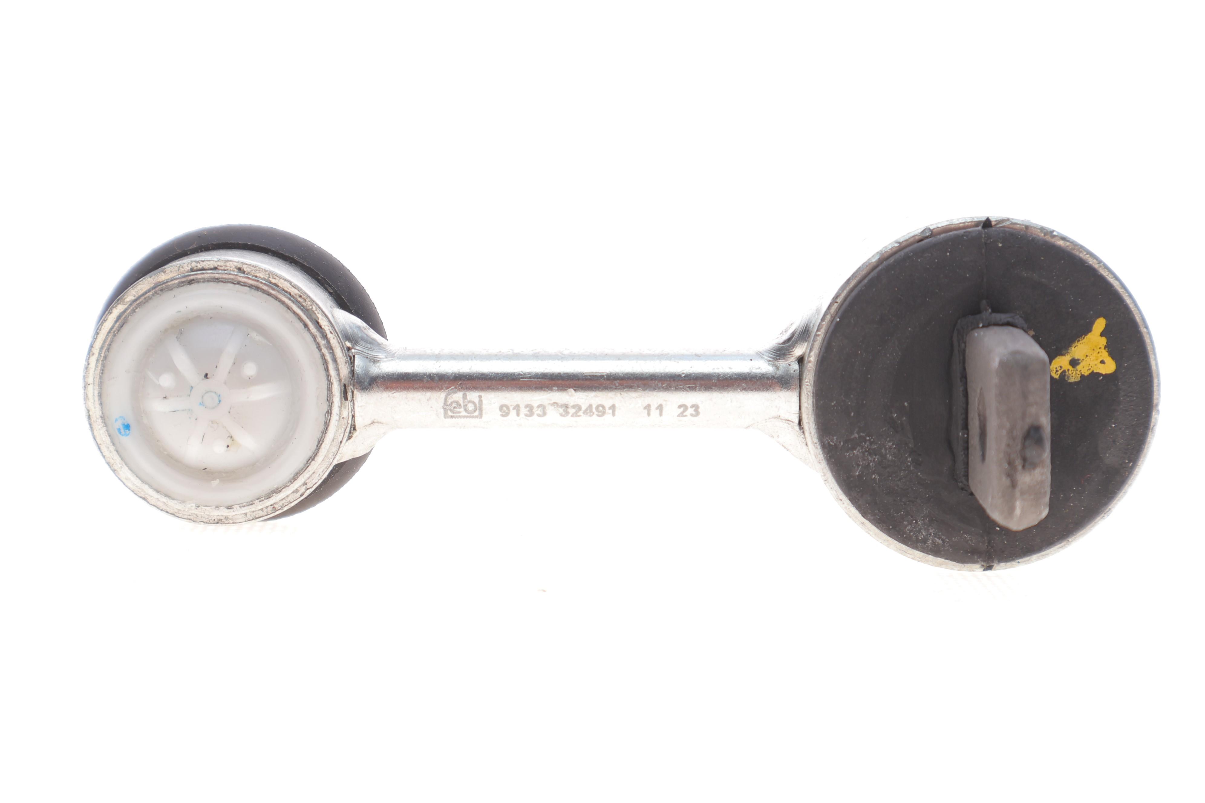 Тяга стабілізатора (заднього) Audi A4 00-08