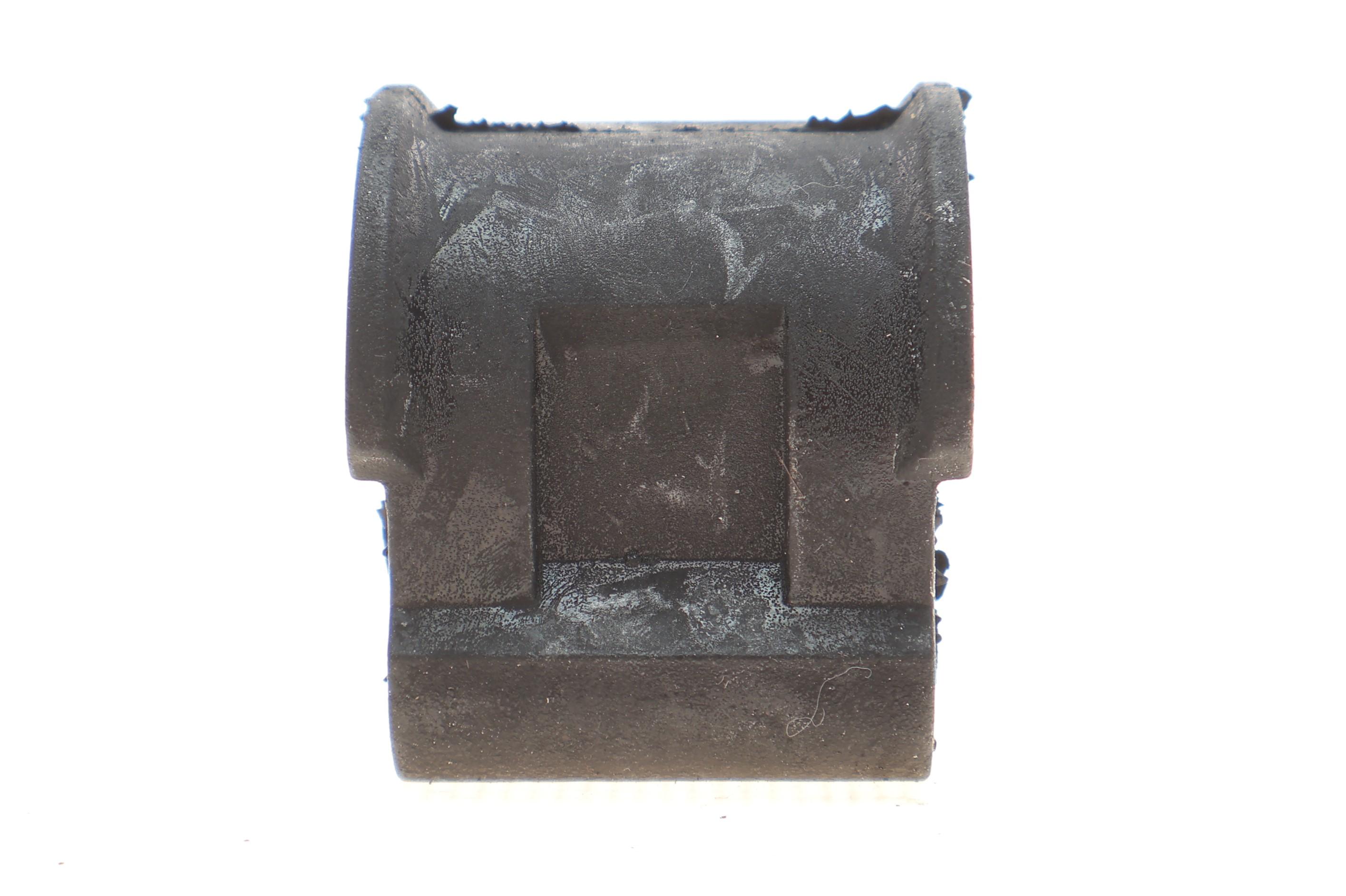 Втулка стабілізатора (переднього/внутрішня) VW Caddy II -03 (d=17mm)