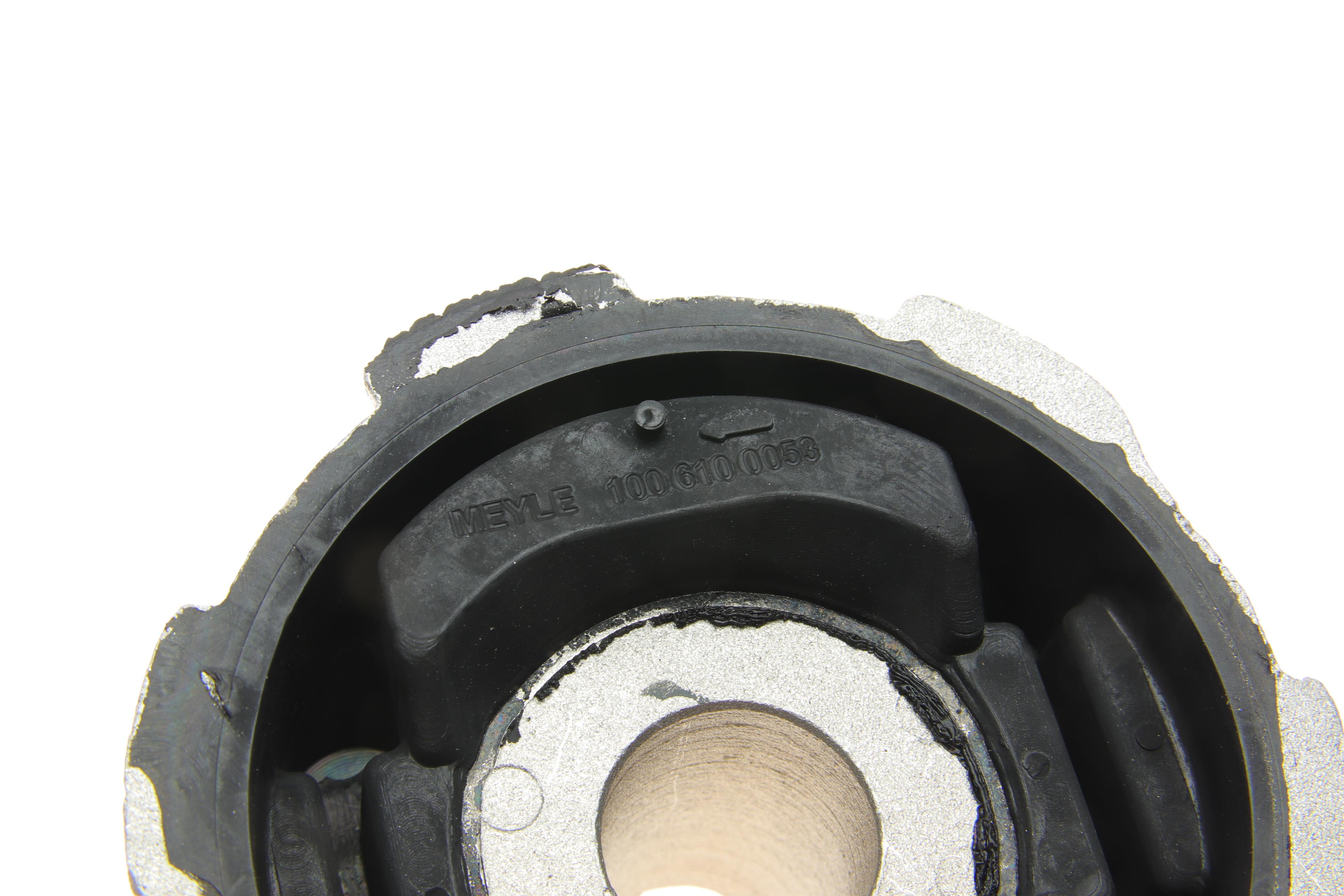 Сайлентблок балки (передньої) Audi Q7/Porsche Cayenne/VW Touareg 10-