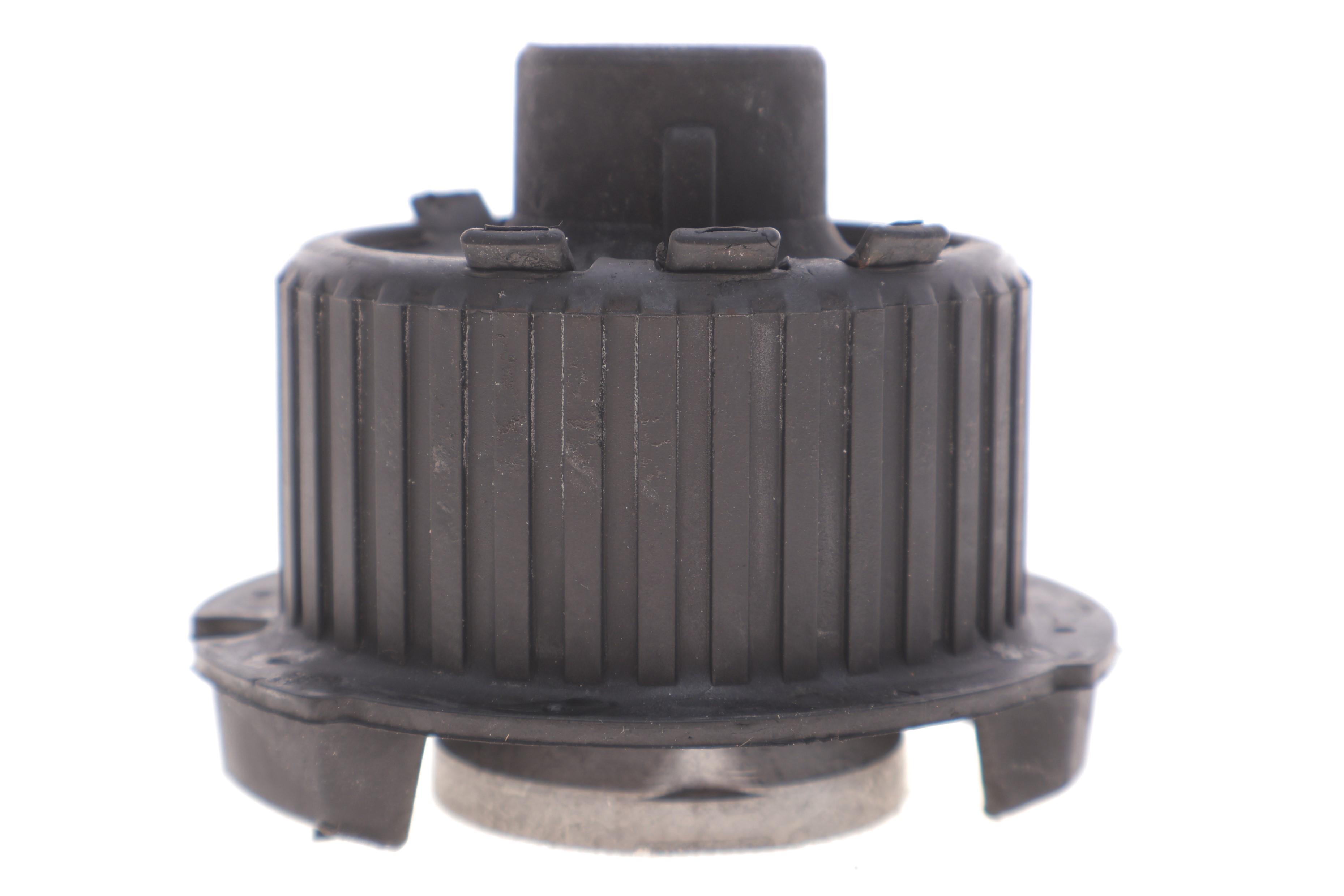 Сайлентблок балки (задньої/спереду) MB C-class (W204/S204)/ CLS(C218)/ E (W212/S212/C207/A207) 07-