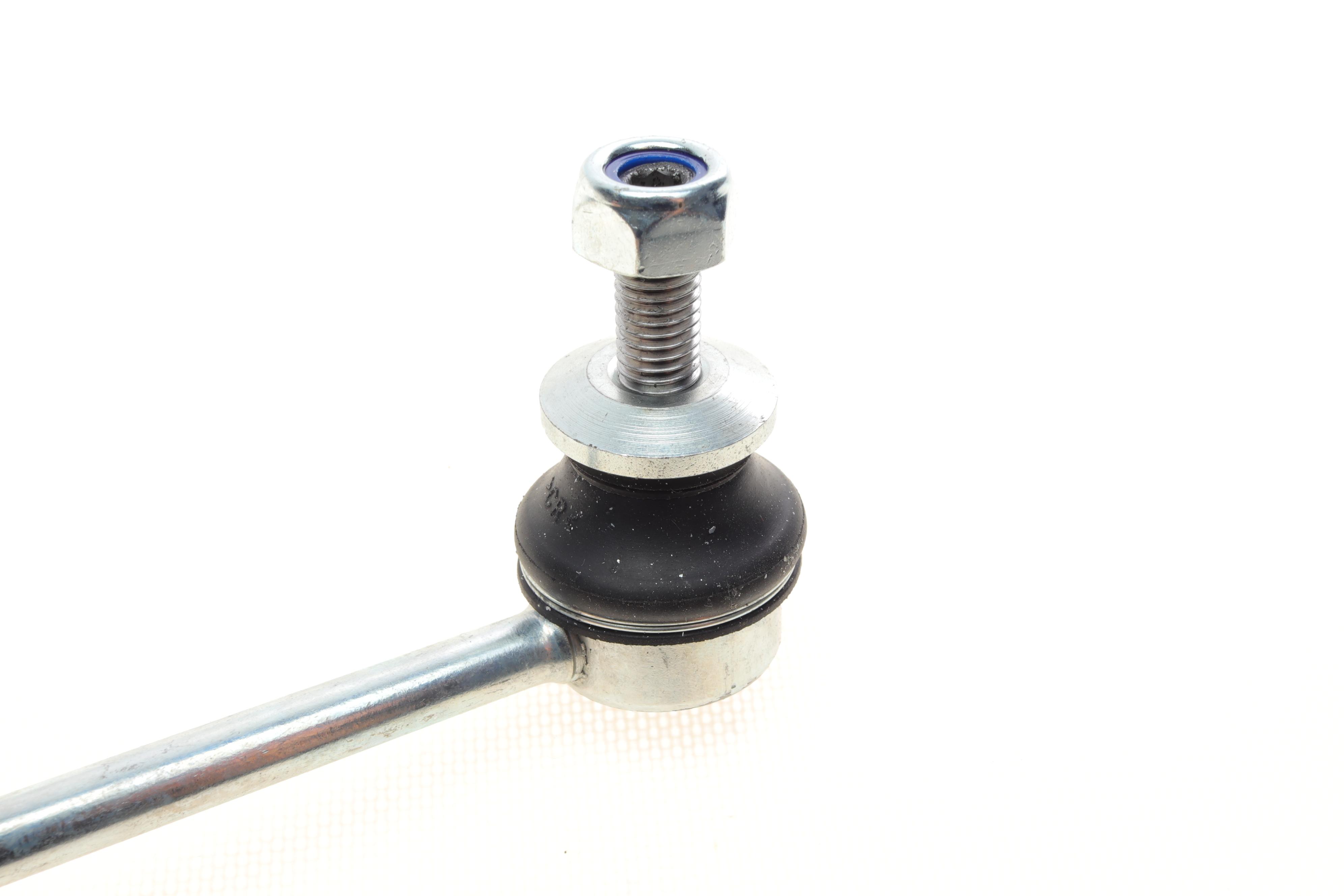 Тяга стабілізатора (переднього) (R) BMW 5 (E60) 03-