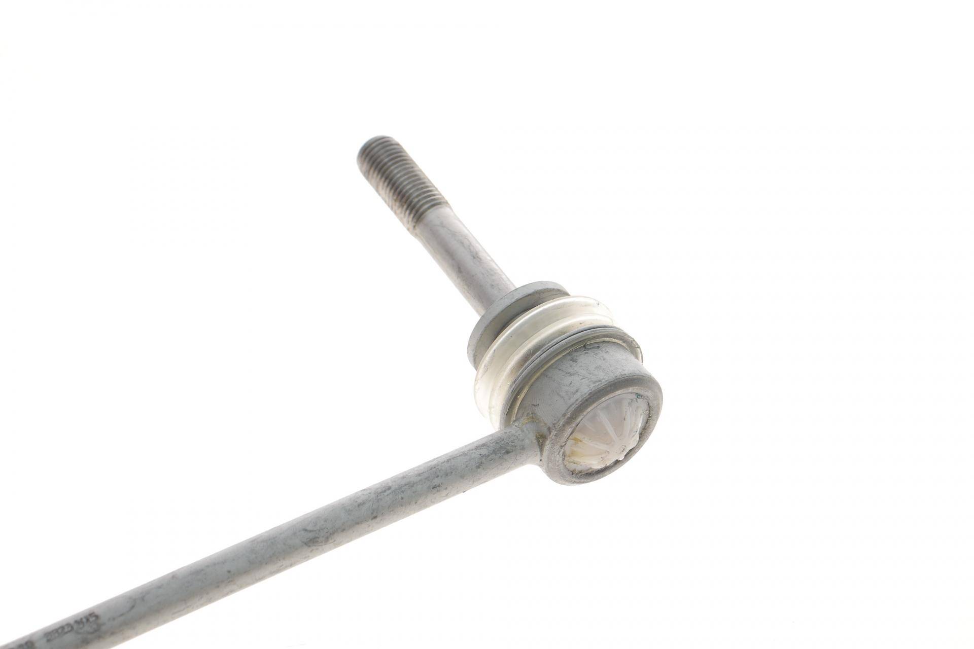 Тяга стабілізатора (переднього) (R) BMW X5 (E70)/X6 (E71/E72) 06-