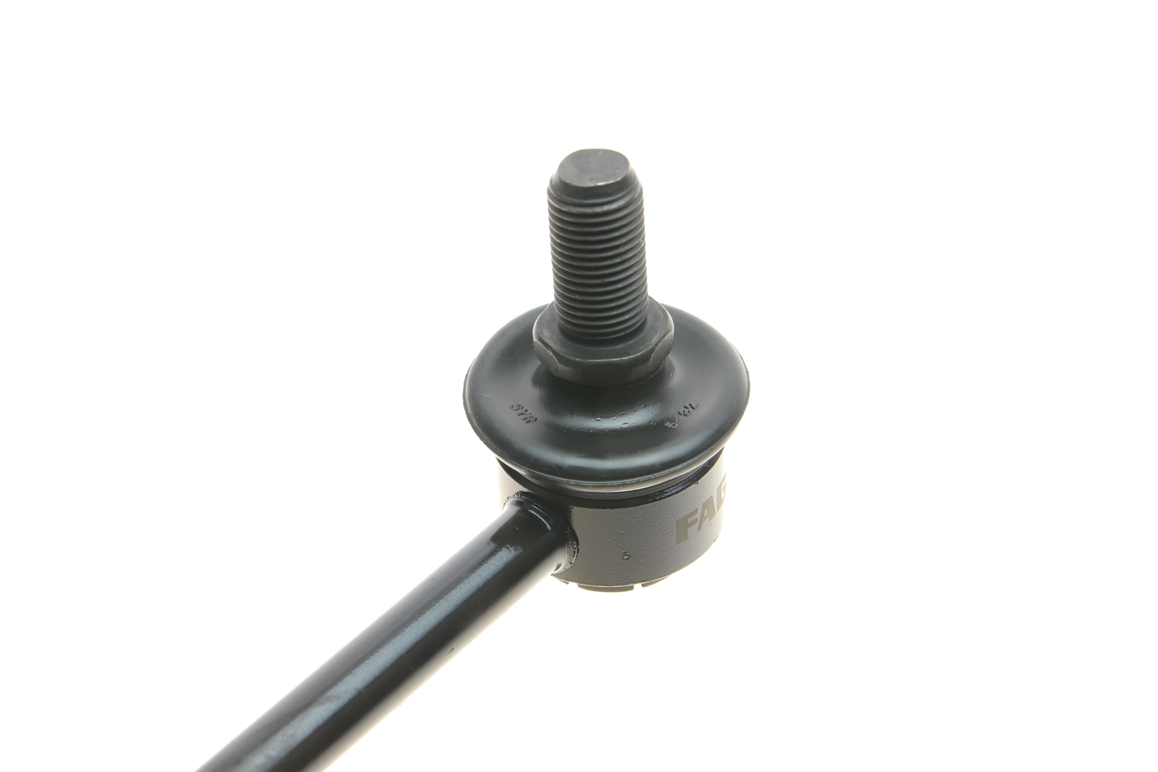 Тяга стабілізатора (переднього) (R) Hyundai Santa Fe I 00-06