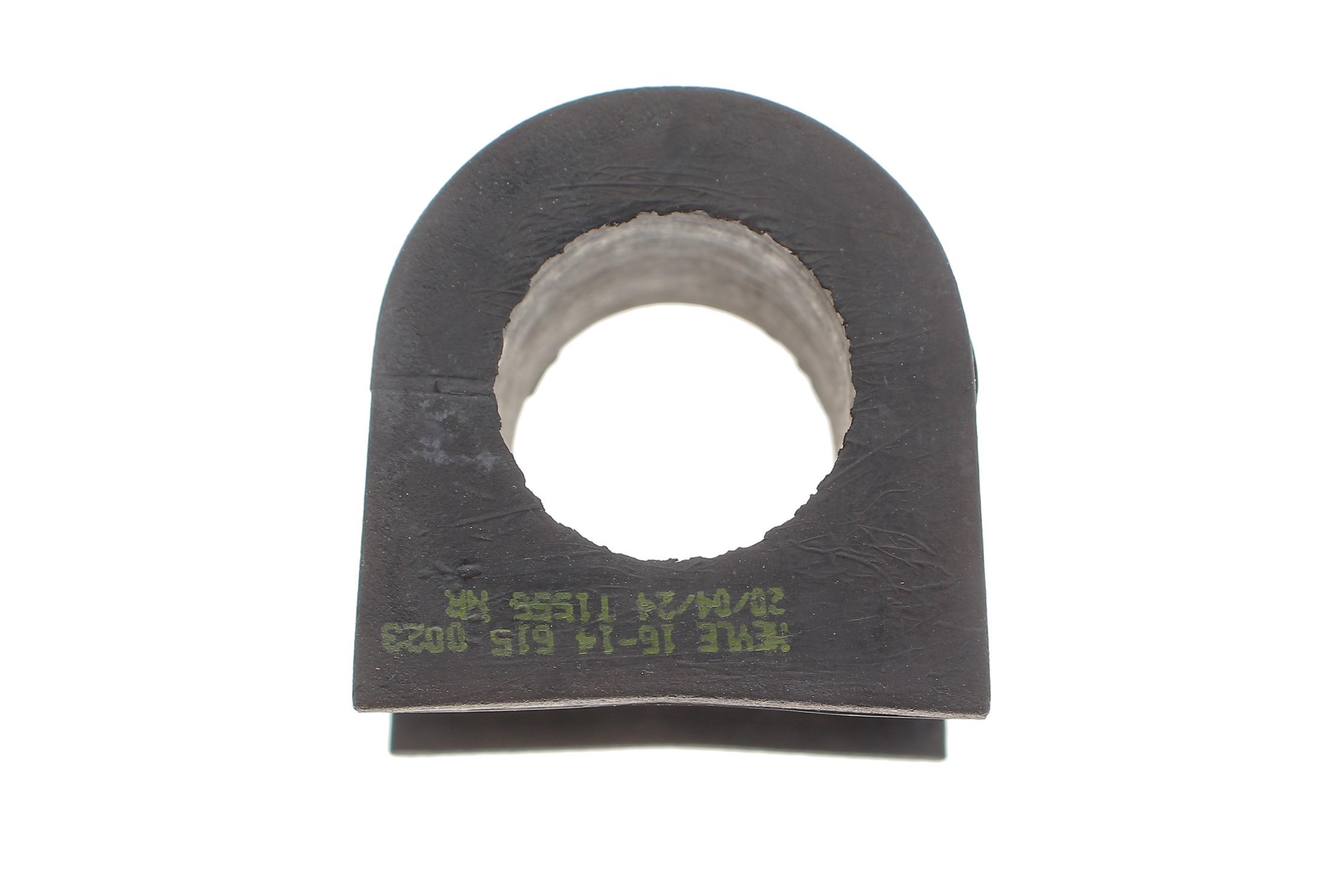 Втулка стабілізатора (переднього) Nissan NV400/Opel Movano B/Renault Master III 2.3D 10- (24mm)