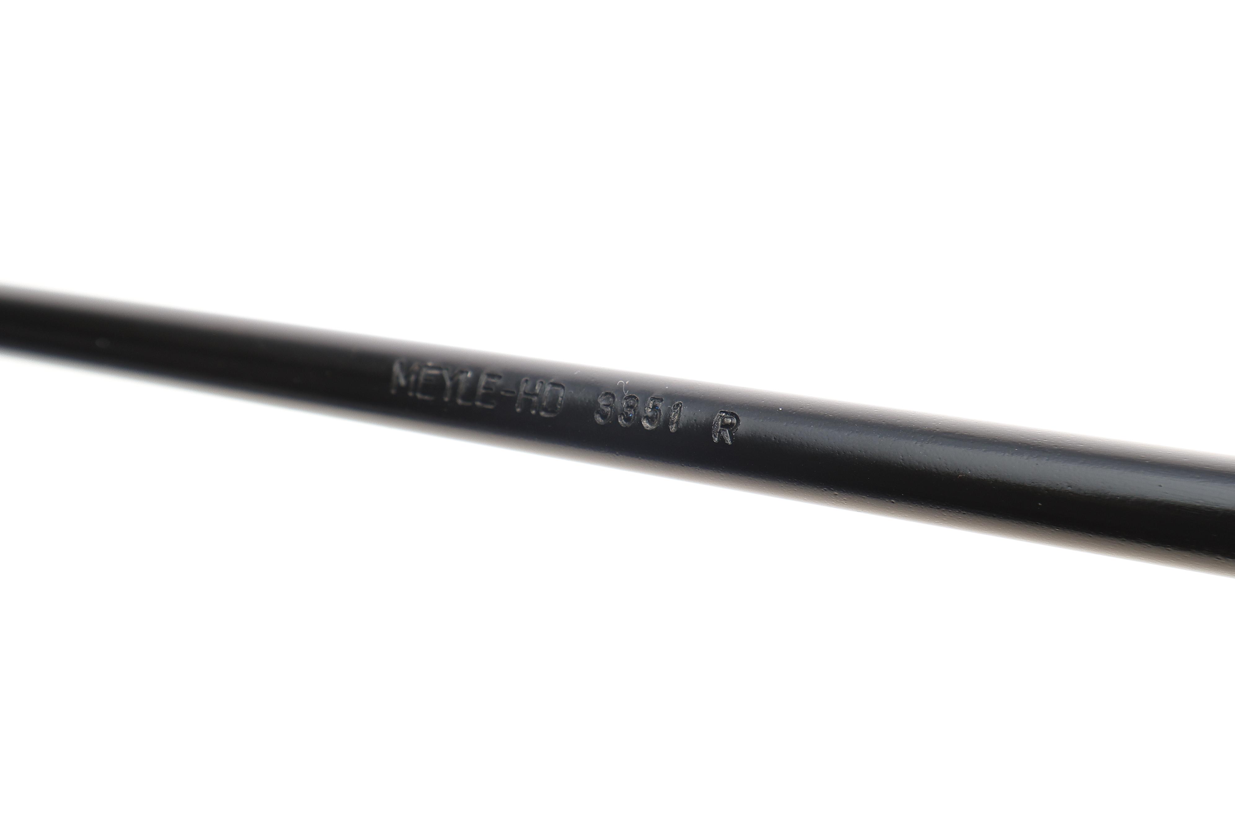 Тяга стабілізатора (переднього) (R) BMW 3 (G20/G80/G28) 18- B47/B48/B57/B58