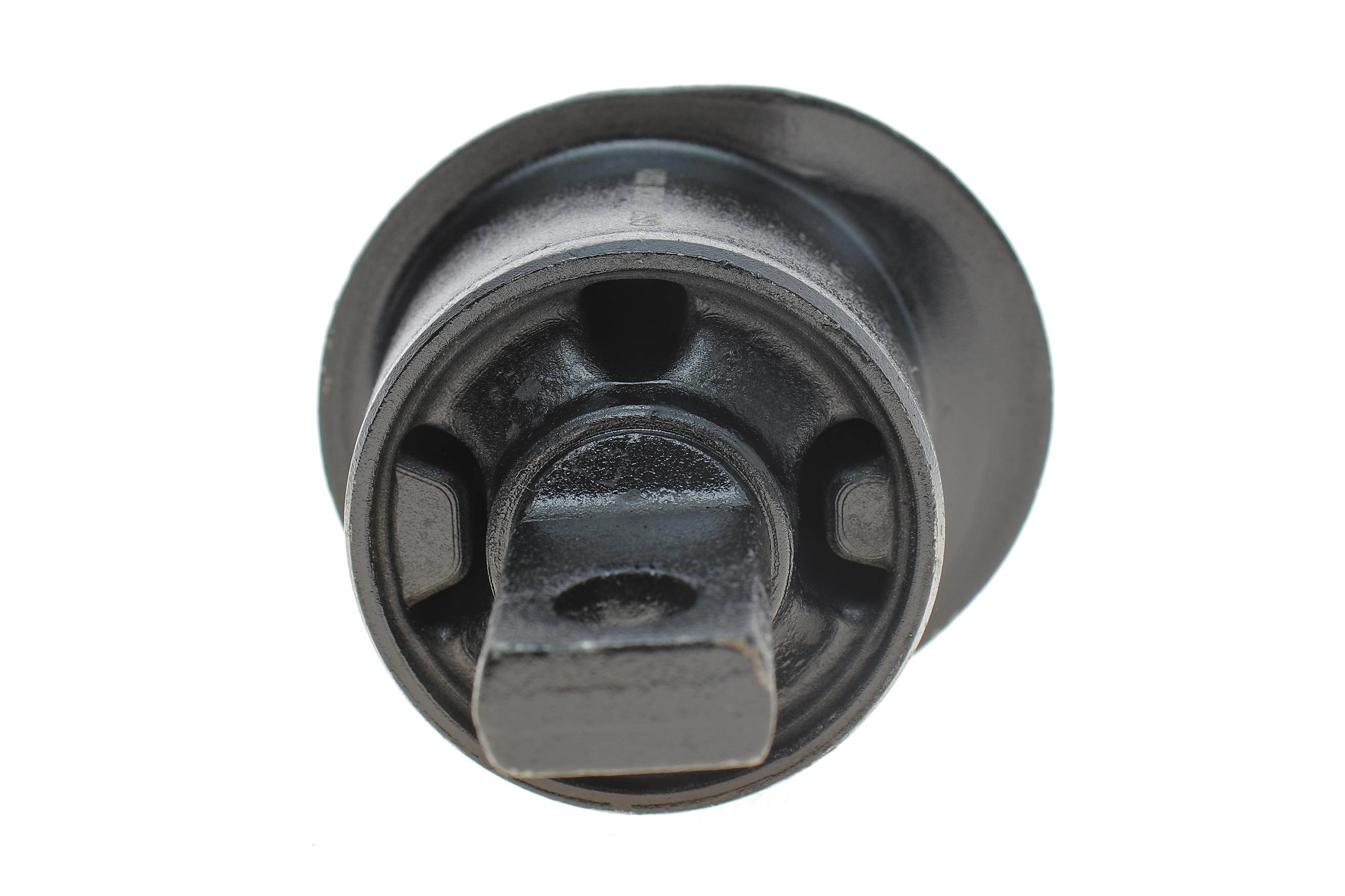 Сайлентблок балки (задньої) Mitsubishi Colt 04-12