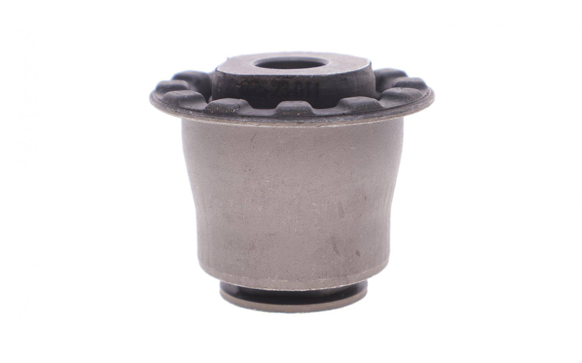 Сайлентблок балки (задньої/ззаду) Ford Mondeo 00-07