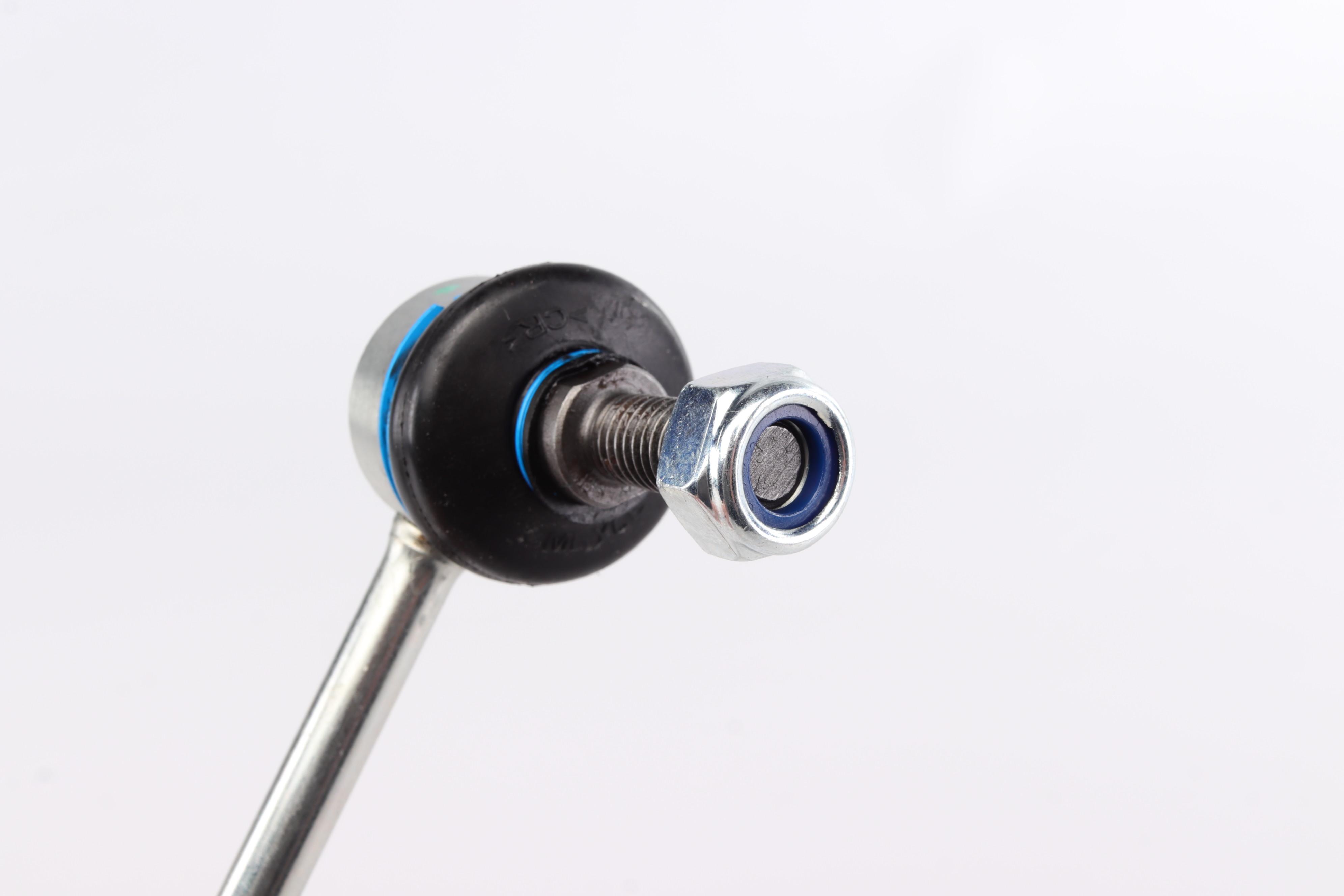 Тяга стабілізатора (переднього) (R) BMW 5 (E39) 2.0-3.0i/2.0-3.0d 96-03