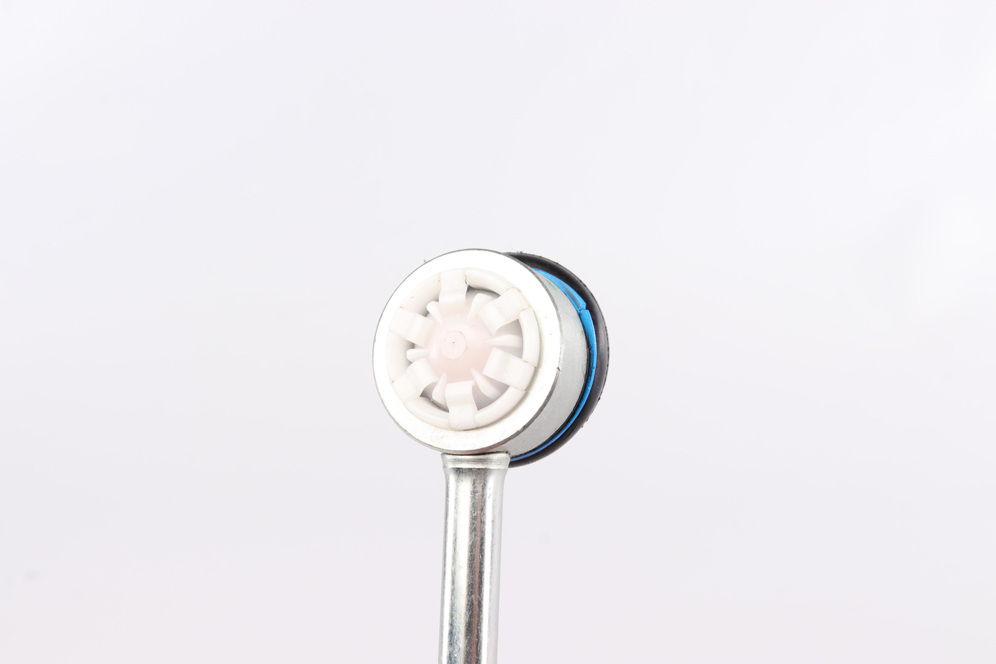 Тяга стабілізатора (переднього) (R) BMW 5 (E39) 2.0-3.0i/2.0-3.0d 96-03