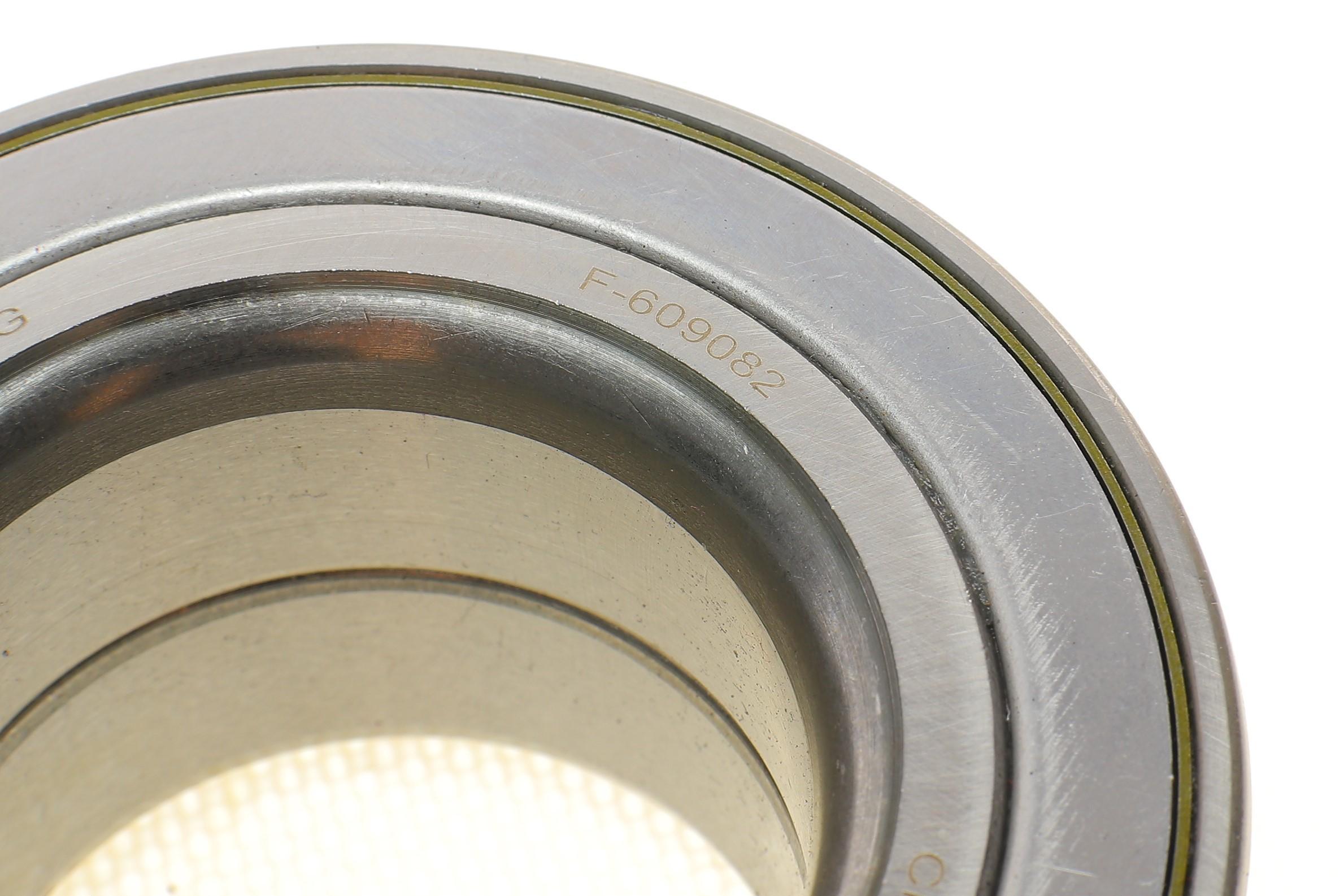 Підшипник маточини (задньої) BMW 3 (F30/F31/F80)/4 (F33/F83/F32/F82) 11- (+ABS)