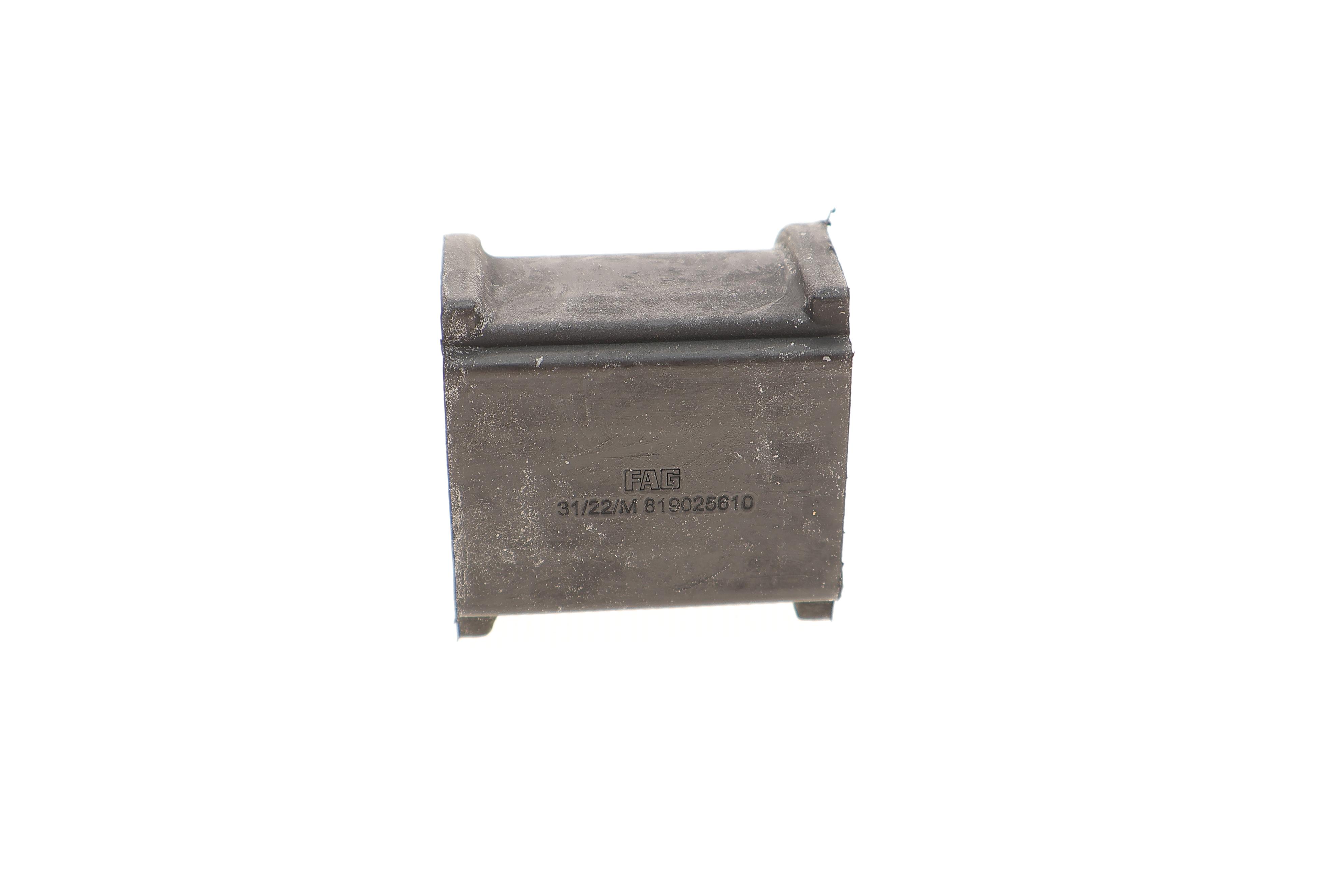 Втулка стабілізатора (задня/внутрішня) Iveco (d=18mm)