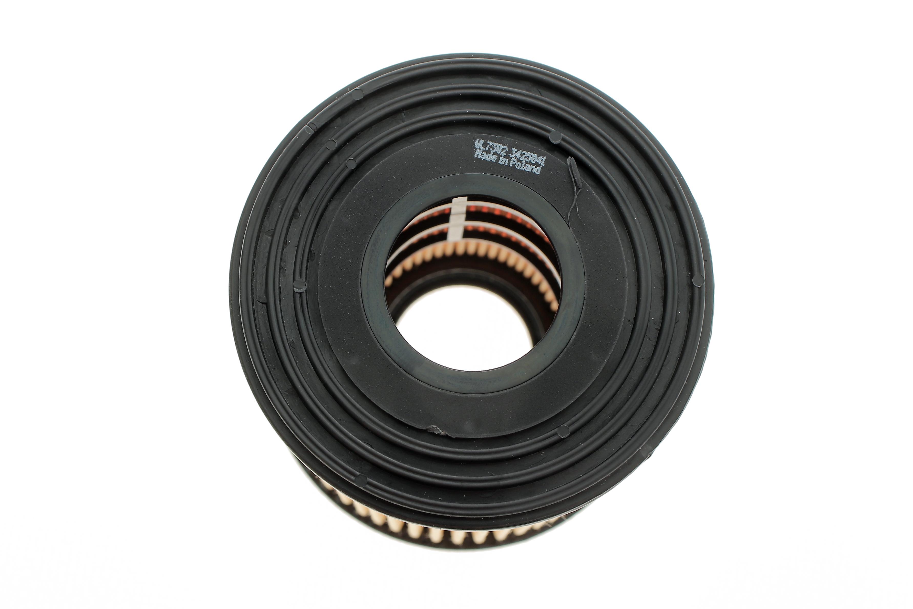 Фільтр масляний Nissan Primera/Almera 2.2 Di 00-