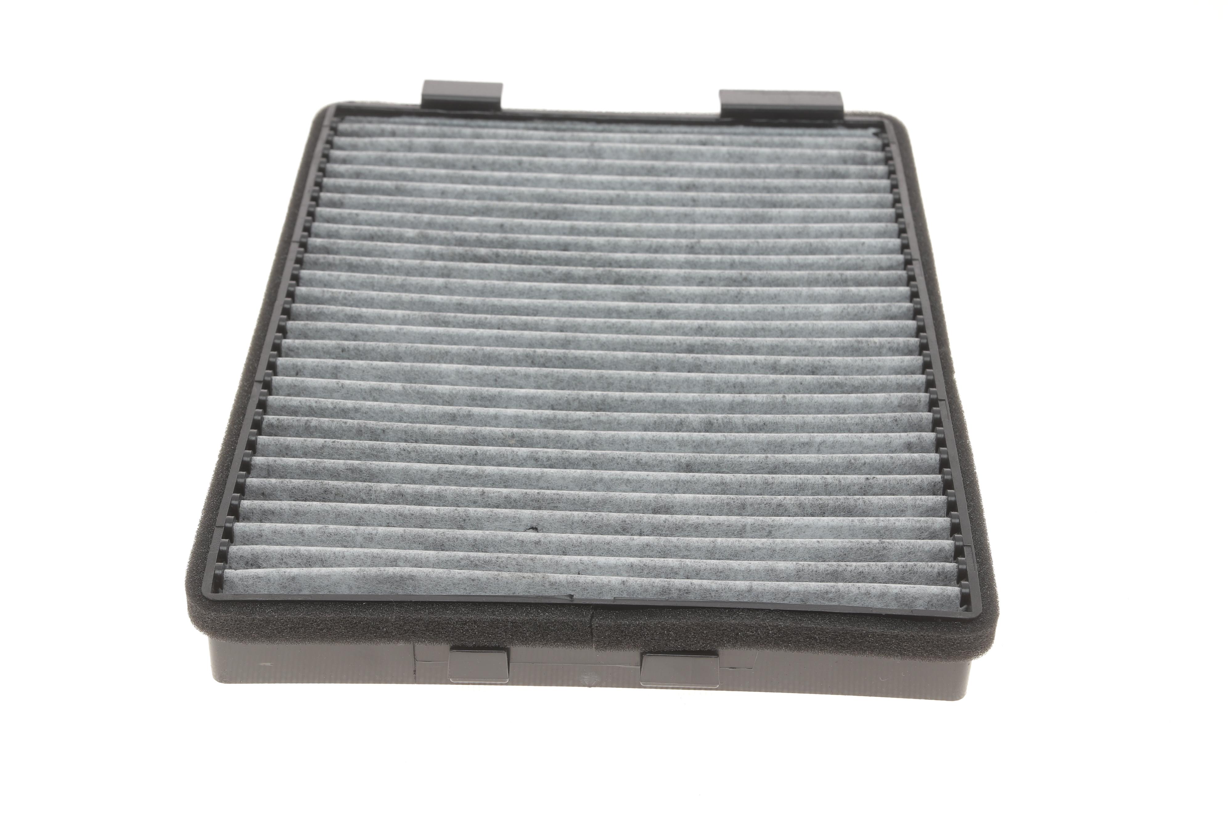 Фільтр салону BMW 5 (E39) (вугільний) (к-кт 2 шт.)