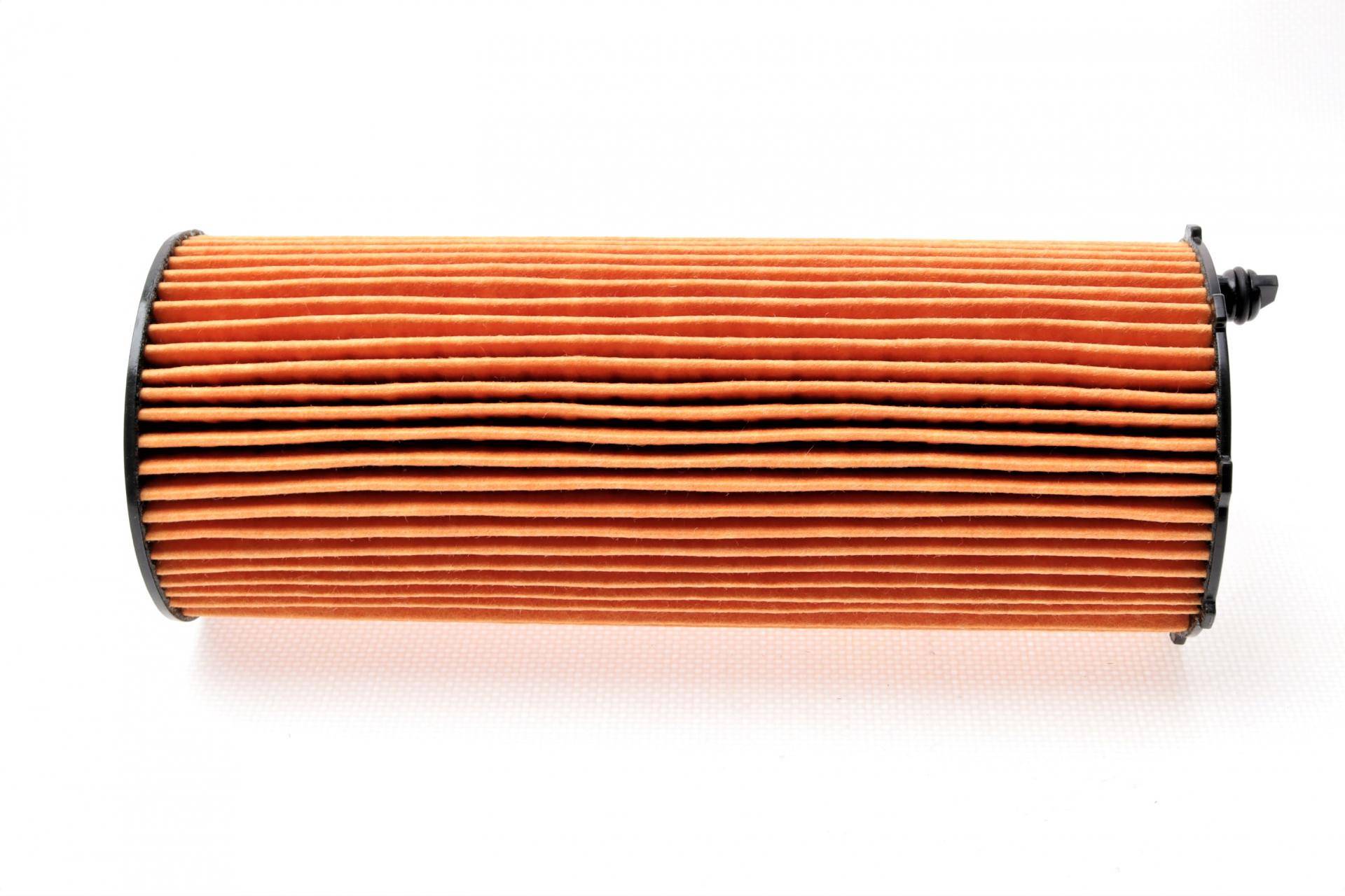 Фільтр масляний VW Touareg 3.0TDI 04-