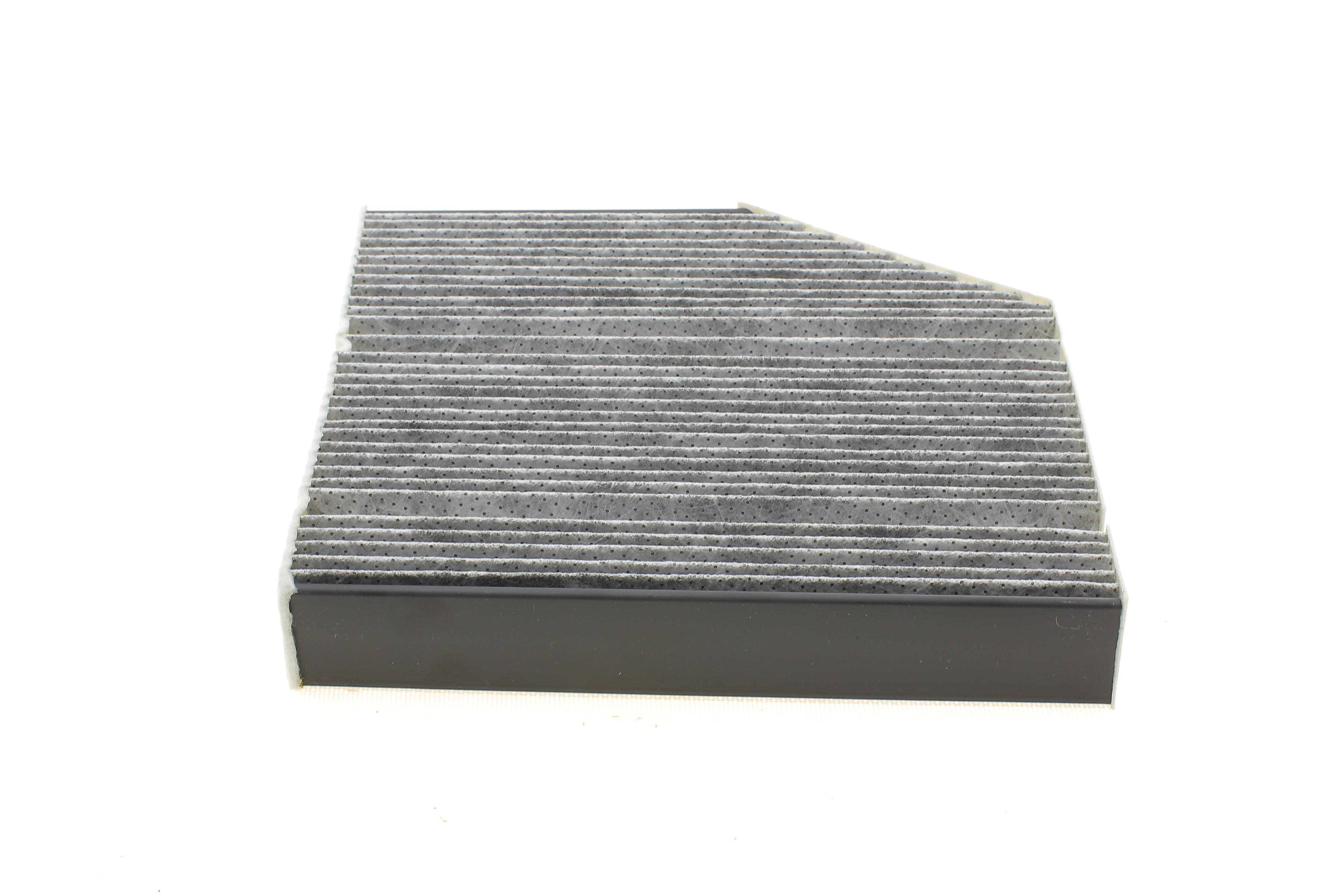 Фільтр салону MB C-class (W 205) 14-/E-class (W213) 16- (вугільний)