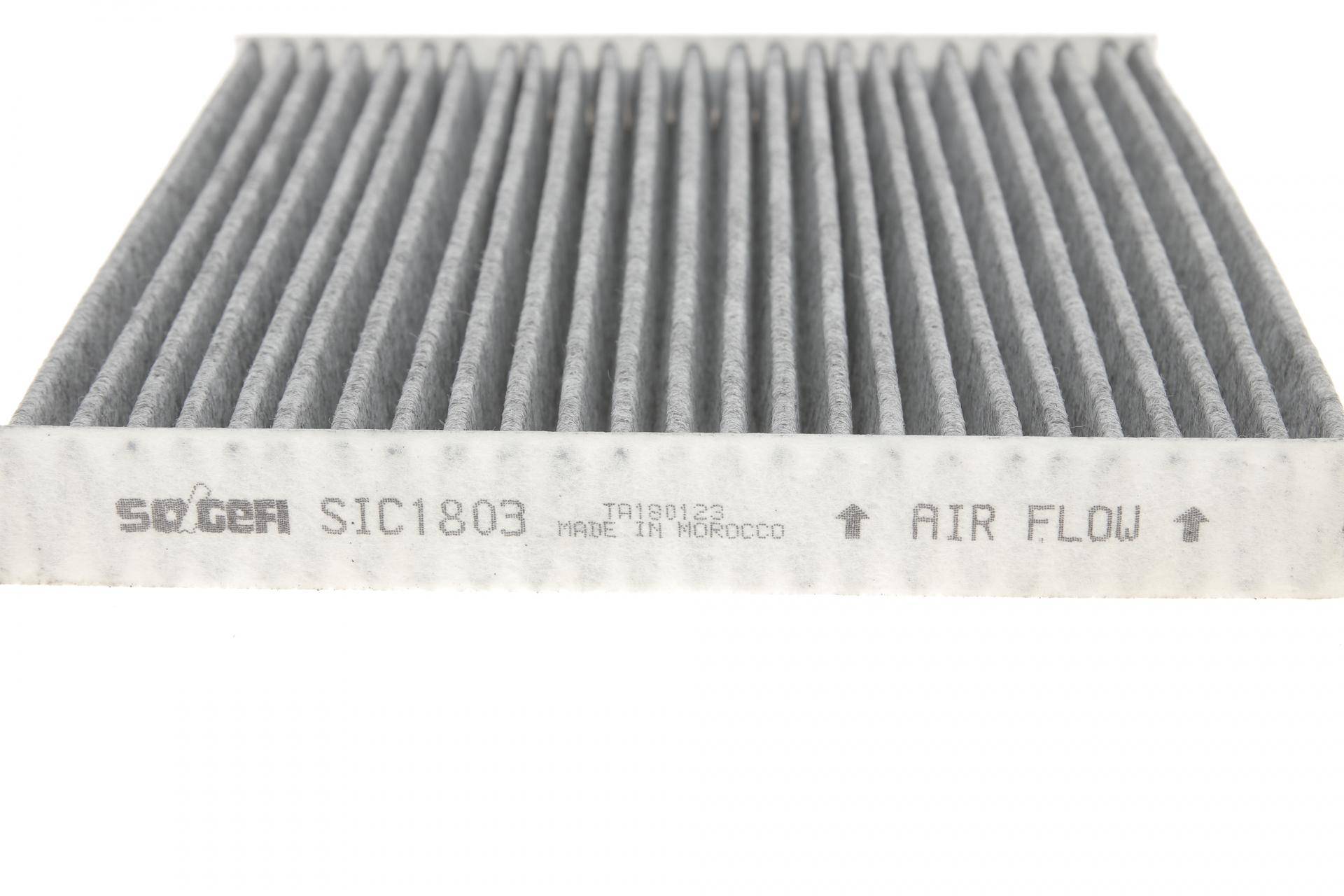 Фільтр салону Mazda 6 08/02- (вугільний)