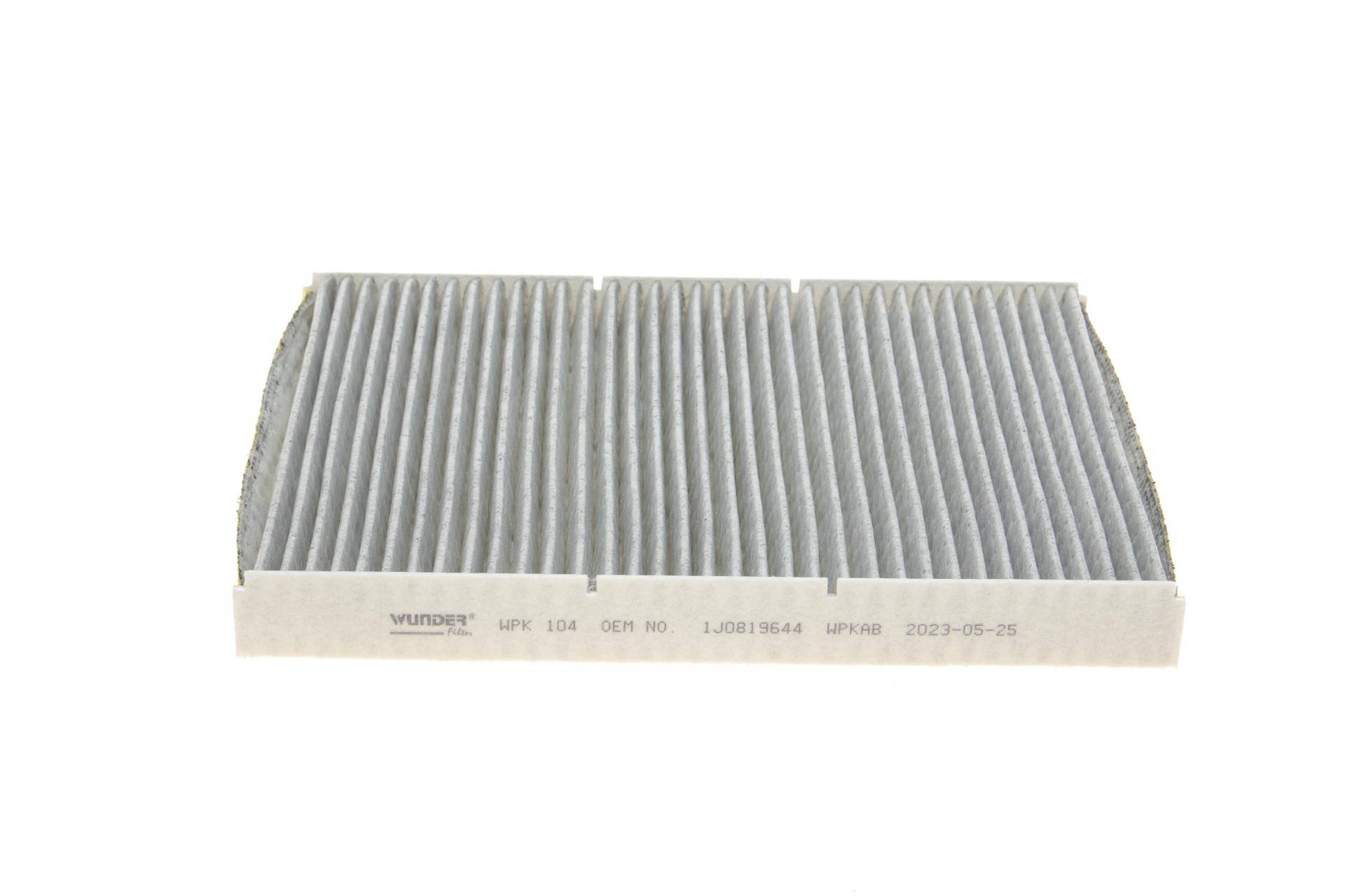 Фільтр салону VW Golf IV/Skoda Octavia/Audi A3 1.0-3.2 92-10 (вугільний)