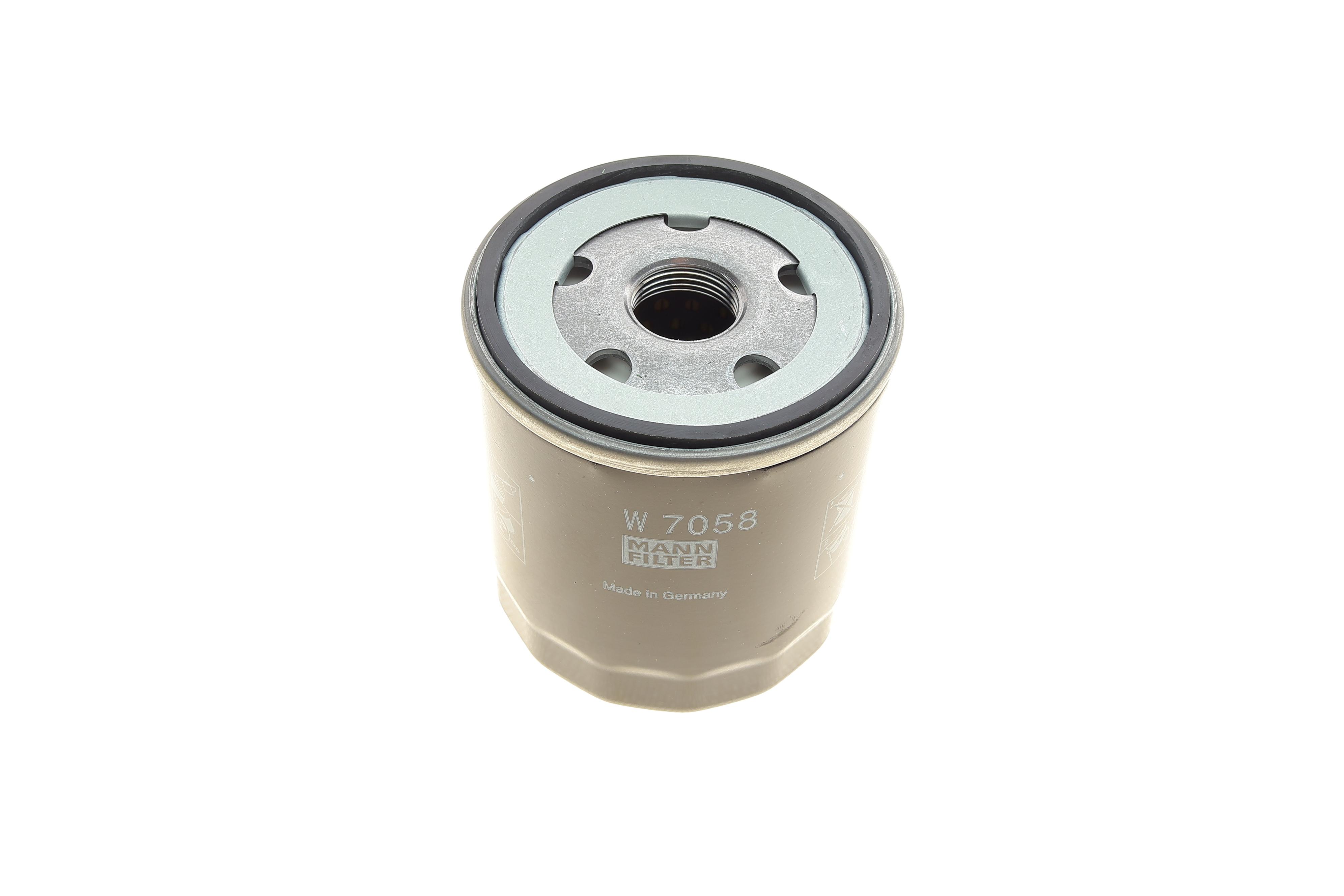 Фільтр масляний Citroen Berlingo/C3/C4/C5 1.9D/2.0HDi 98-05/1.2 PureTech 14-/Jumper 2.0-2.2HDi 01-