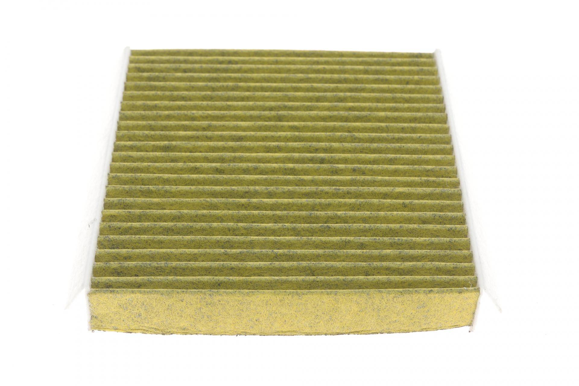 Фільтр салону Peugeot Bipper/Citroen Nemo 08- (вугільний)