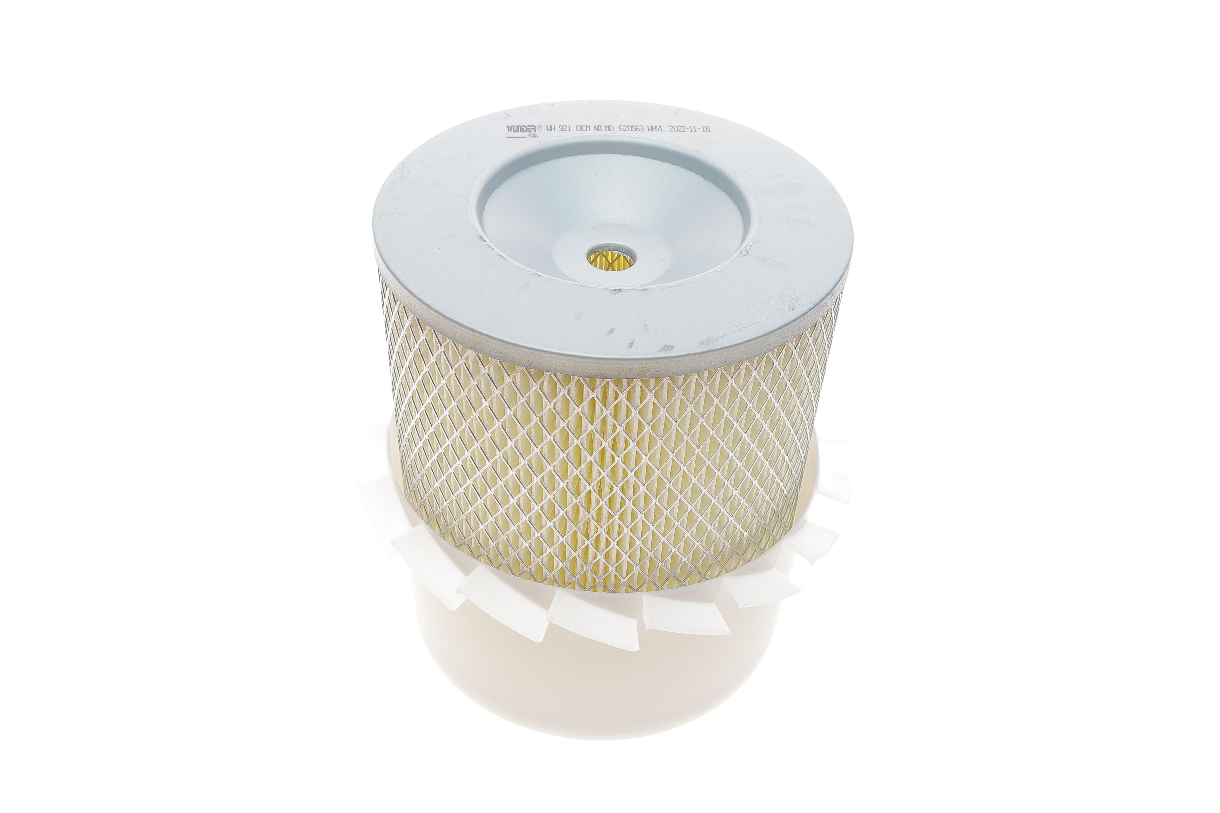 Фільтр повітряний Mitsubishi Pajero 2.5 TD 87-