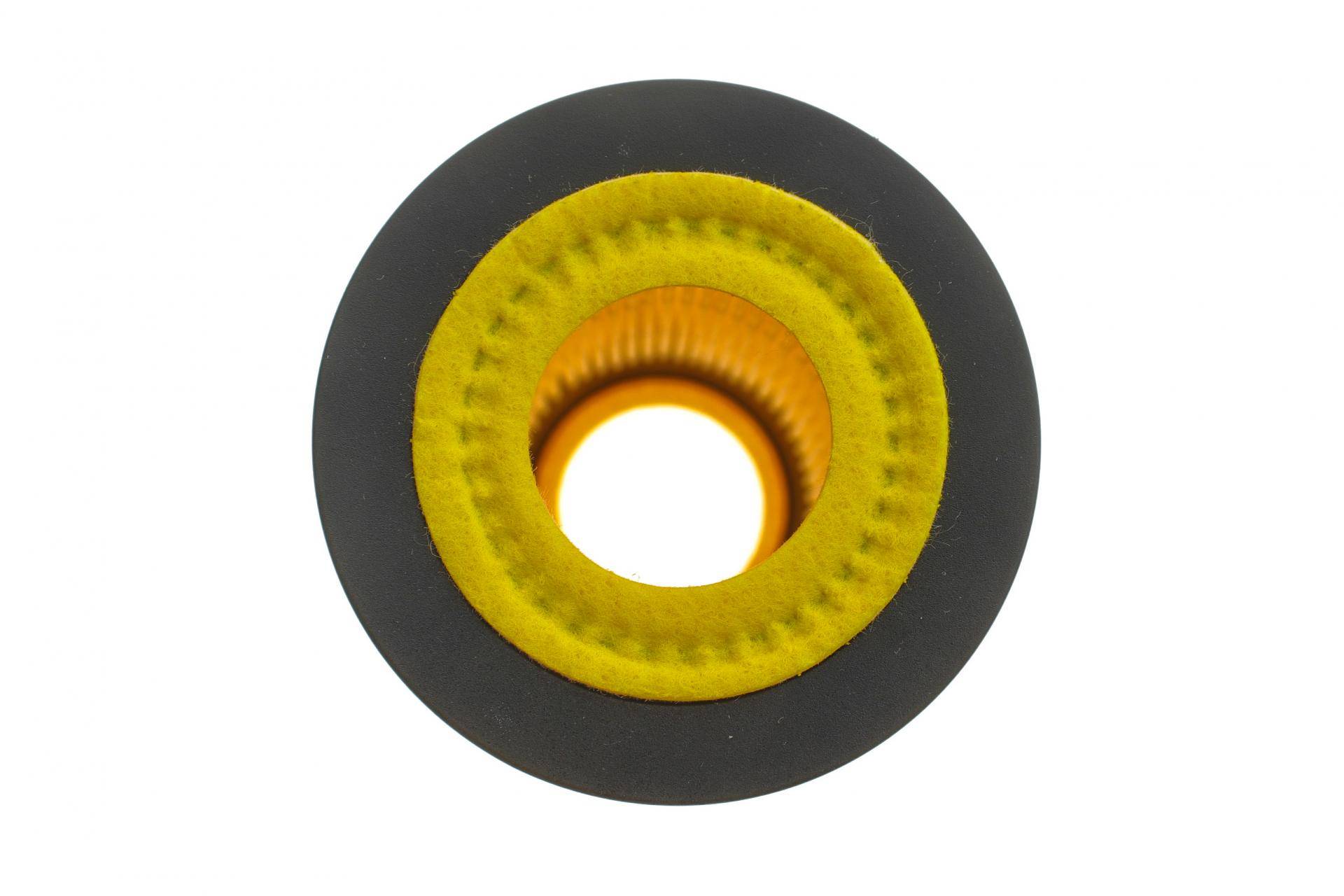 Фільтр масляний Volvo C30/C70/S40/S60/S80 10-