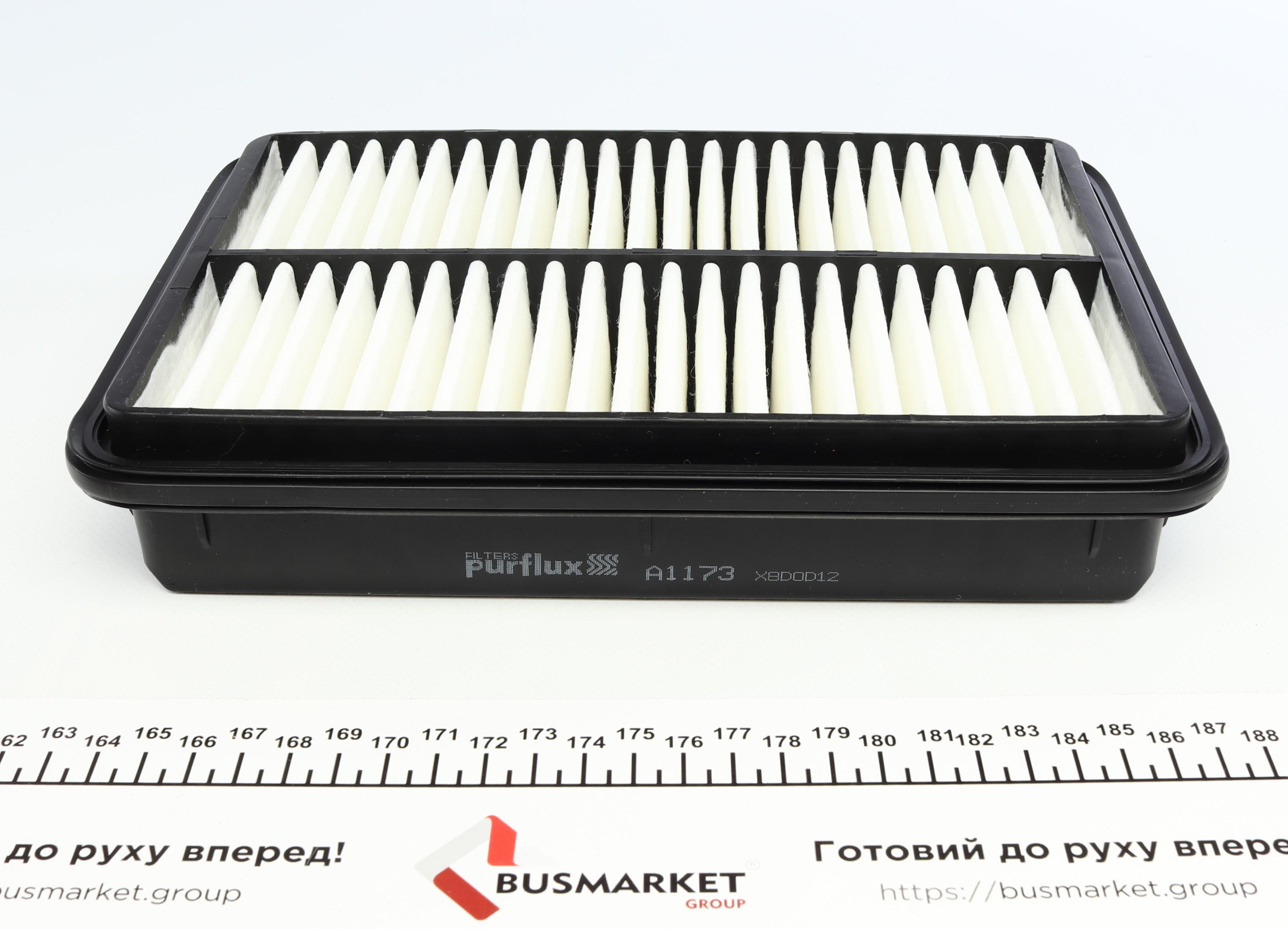 Фільтр повітряний Hyundai Santa Fe I 2.0CRDI/2.7V6 01-09