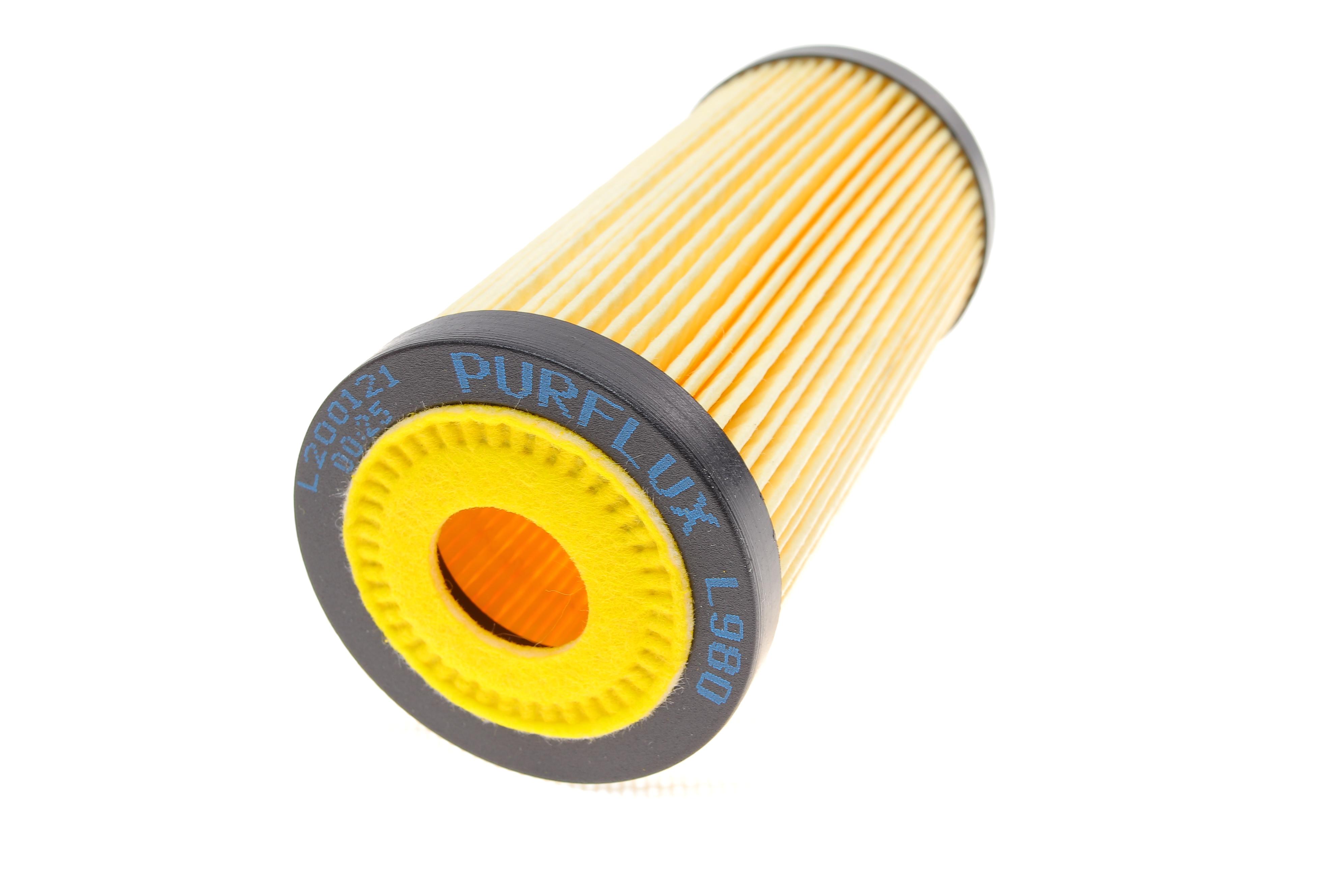 Фільтр масляний VW Golf VII 2.0GTI 13-