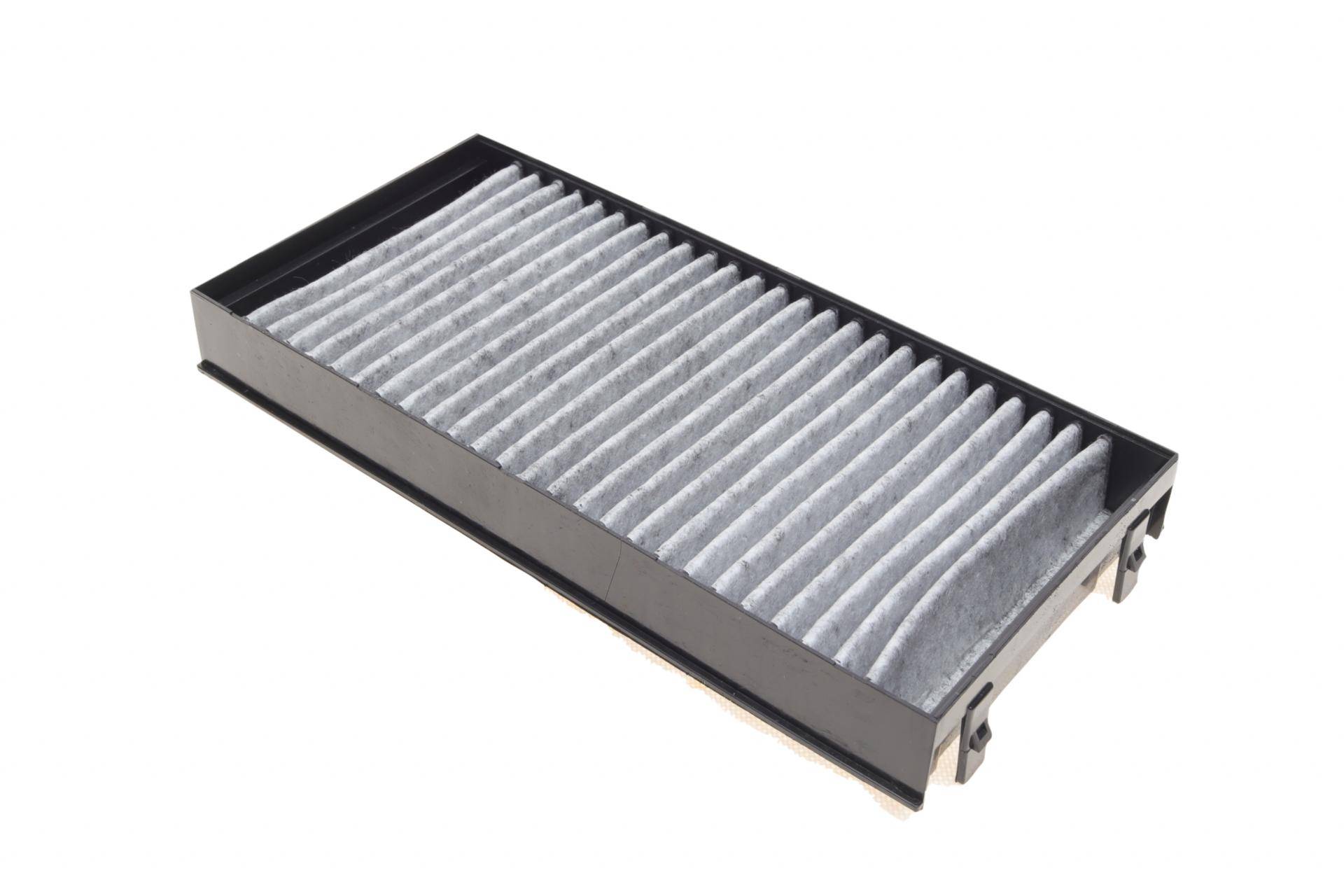 Фільтр салону BMW X5 (E70/F15)/X6 (E71/E72) 2.0-4.8 07- (вугільний)